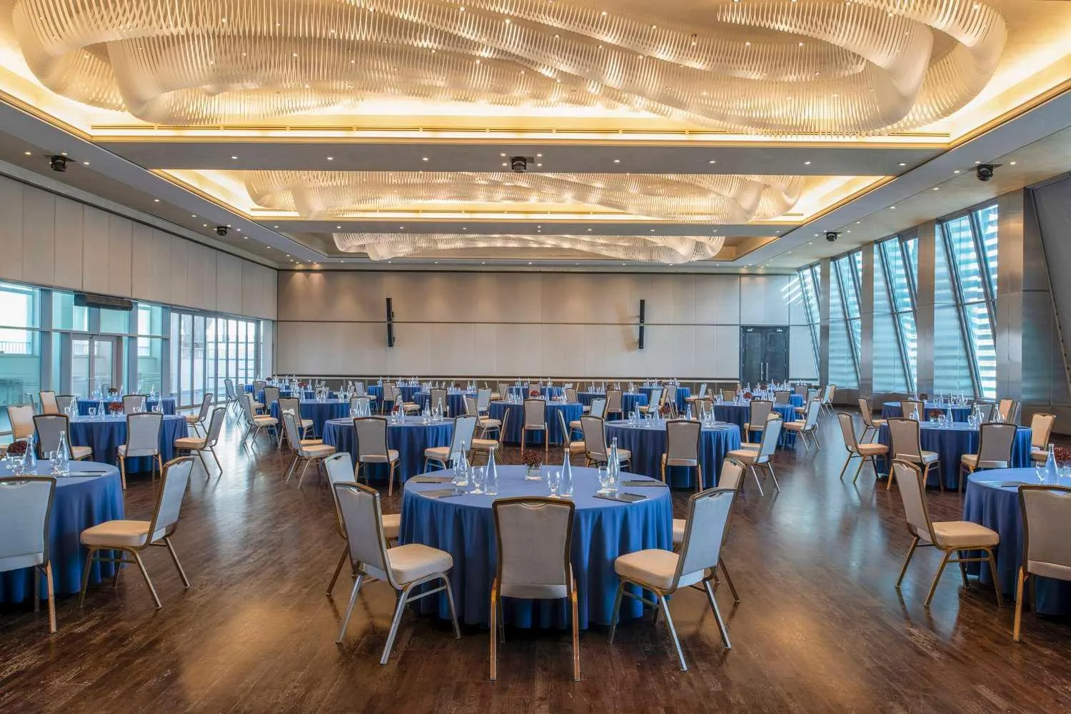 Meeting/conference room in Signia by Hilton