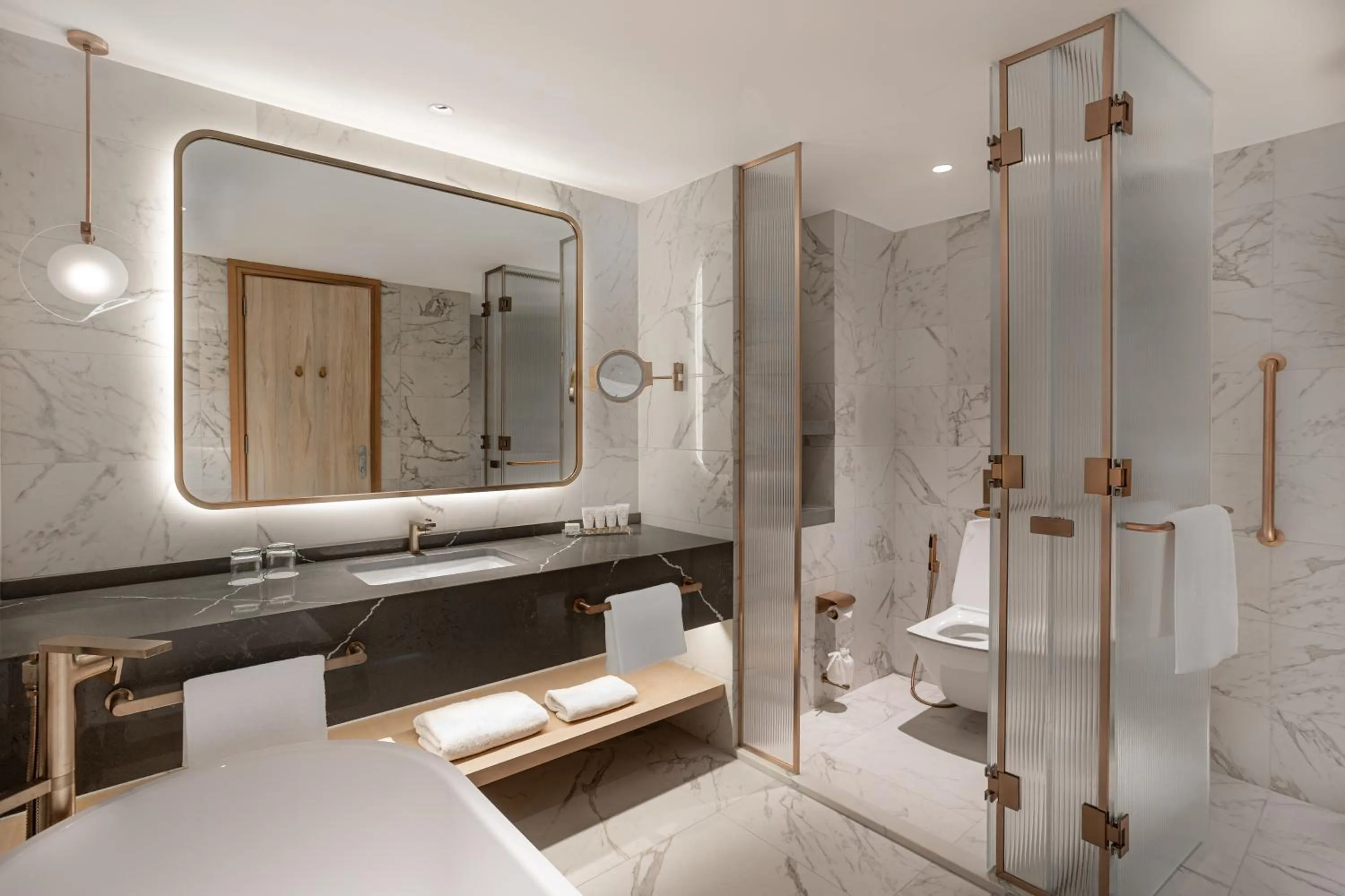 Shower in Signia by Hilton