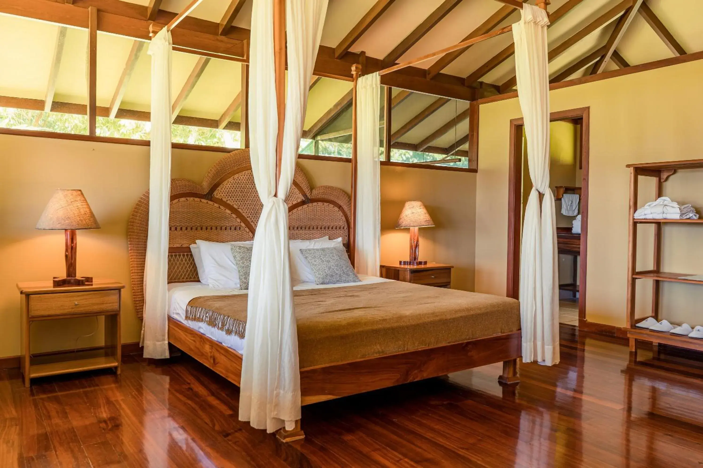 Deluxe Double or Twin Room with Sea View in Kunken Boutique Hotel Deluxe Double or Twin Room with Sea View in Kunken Boutique Hotel