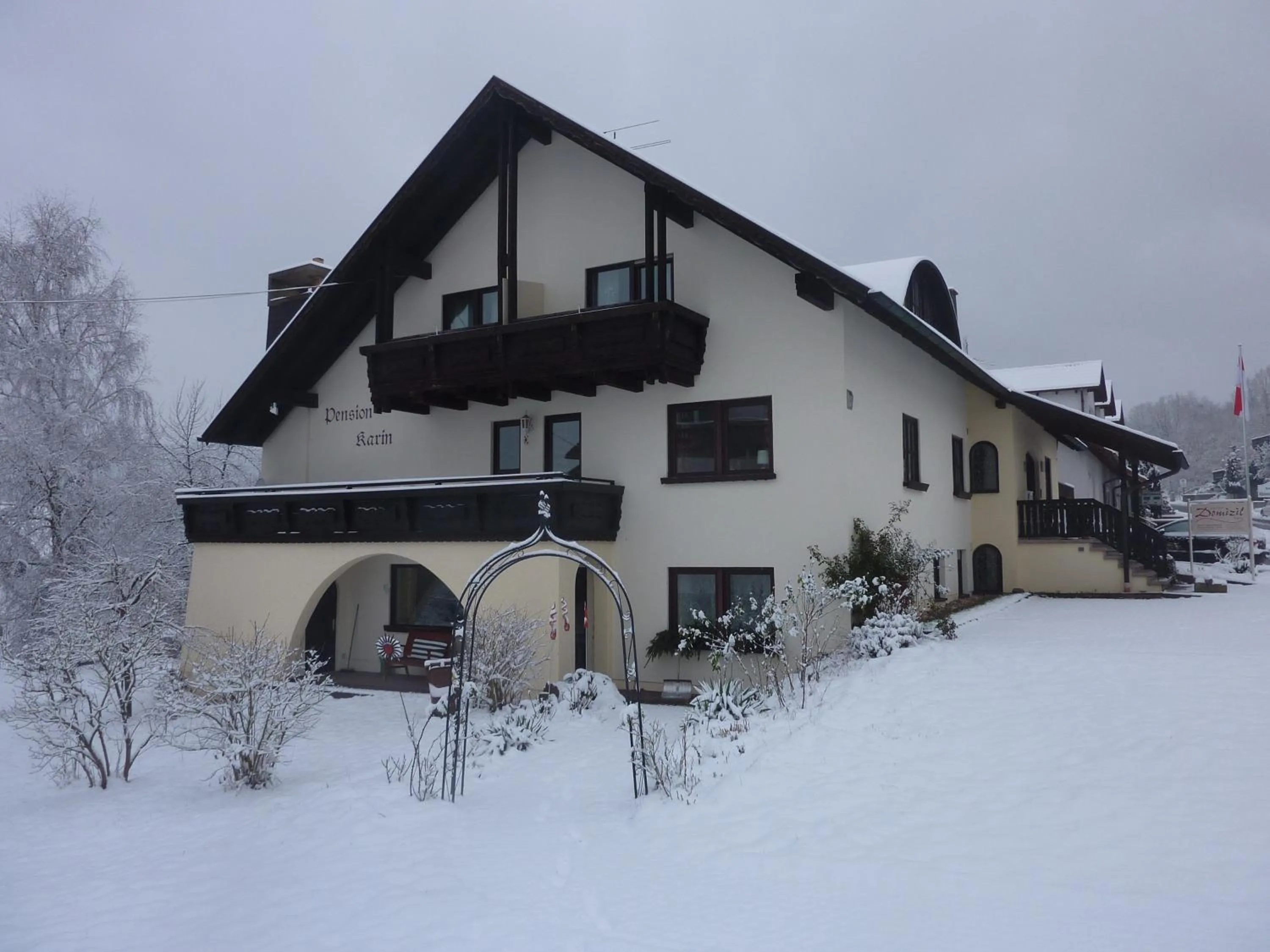 Property building in Domizil Karin