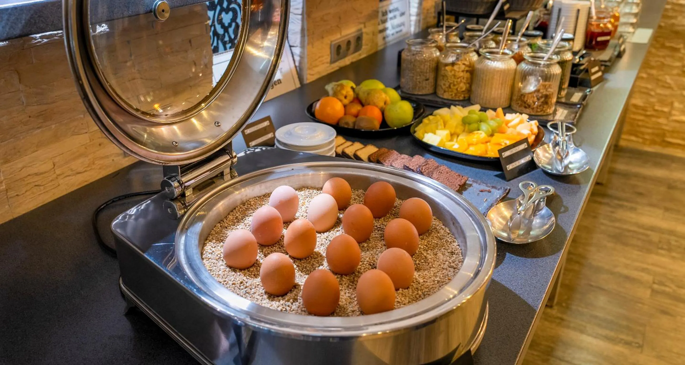 Buffet breakfast in PLAZA INN Heilbronn