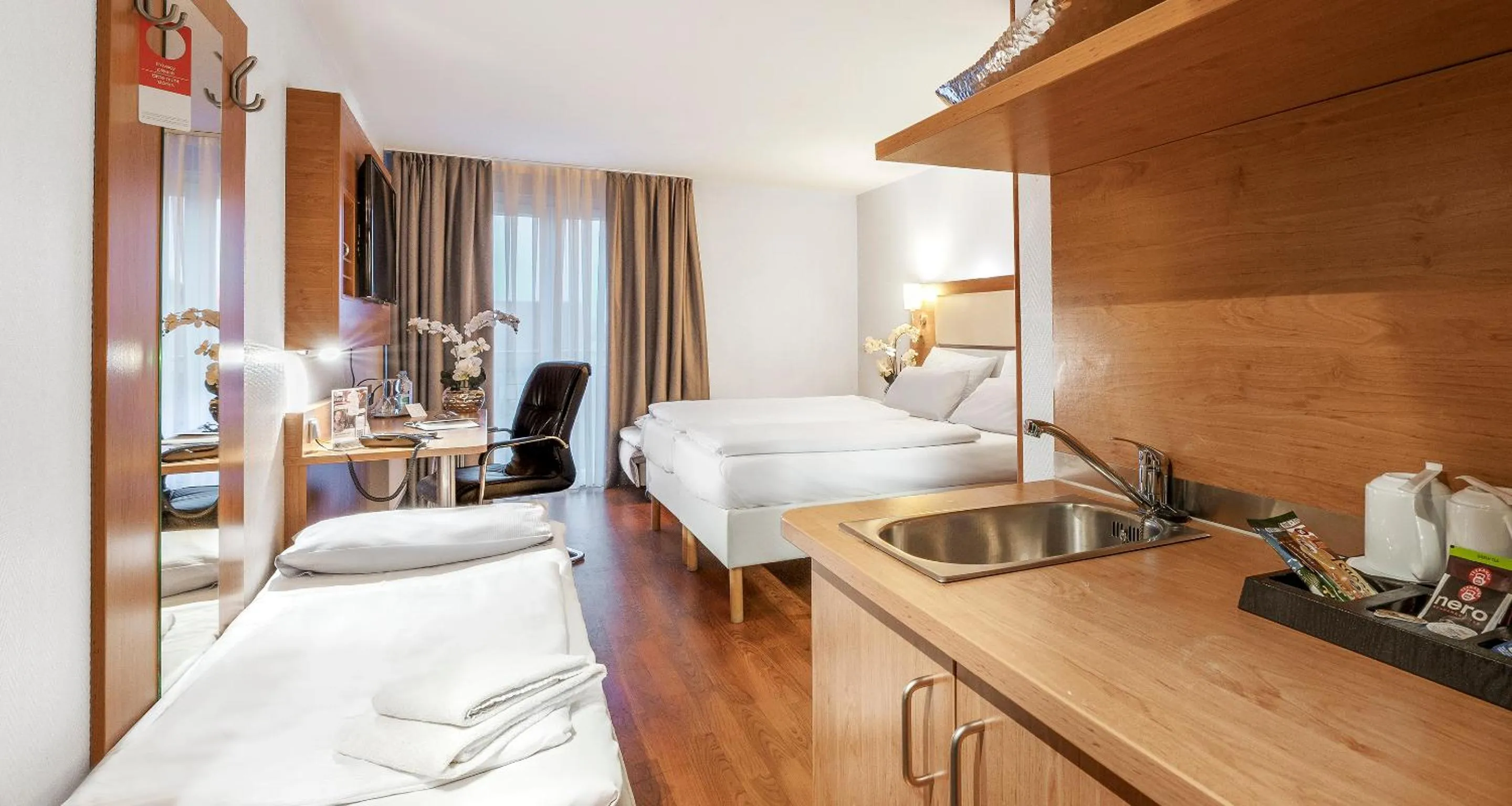 Bed in PLAZA INN Heilbronn