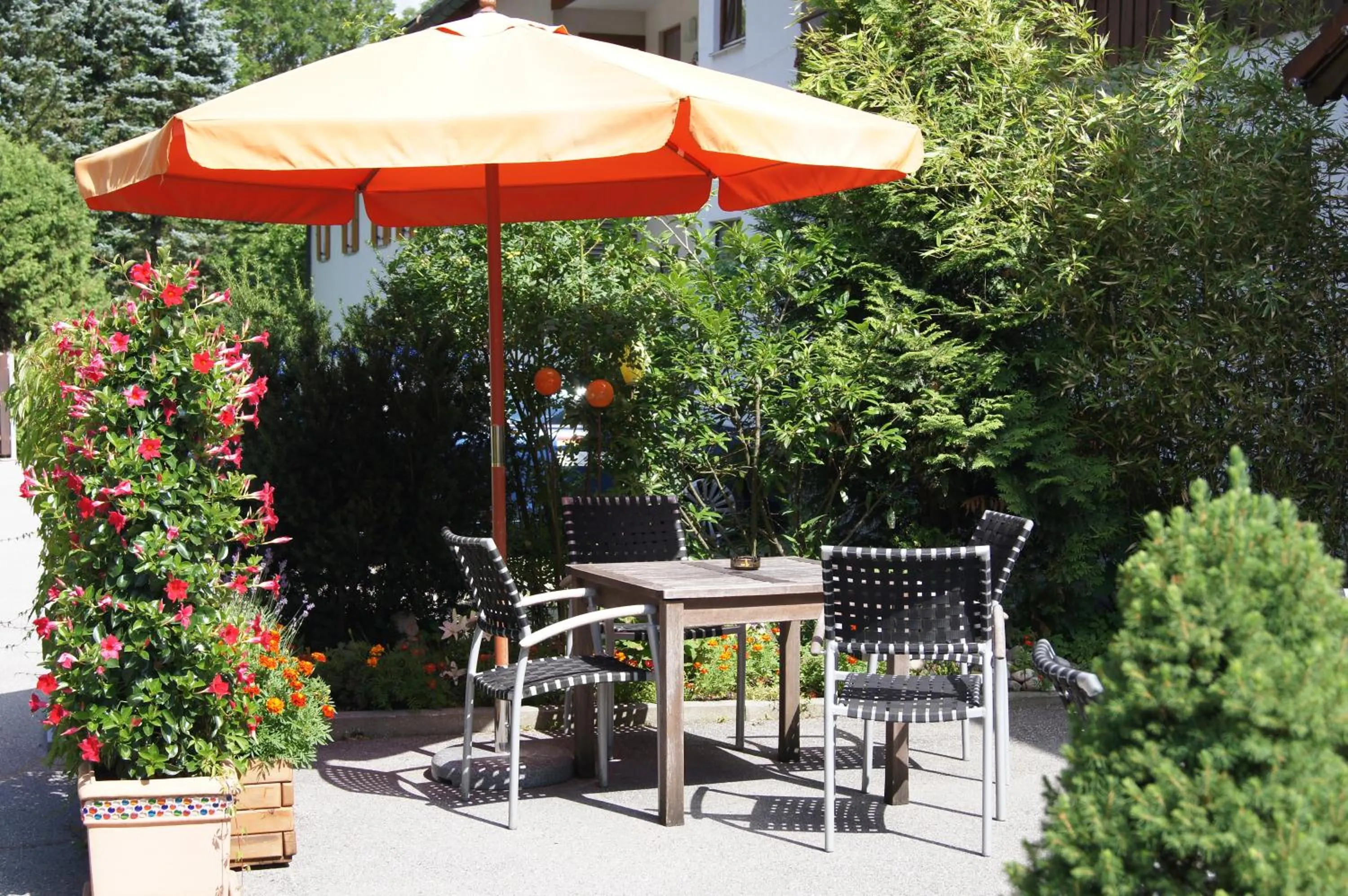 Facade/entrance in Hotel Gut Schwaige