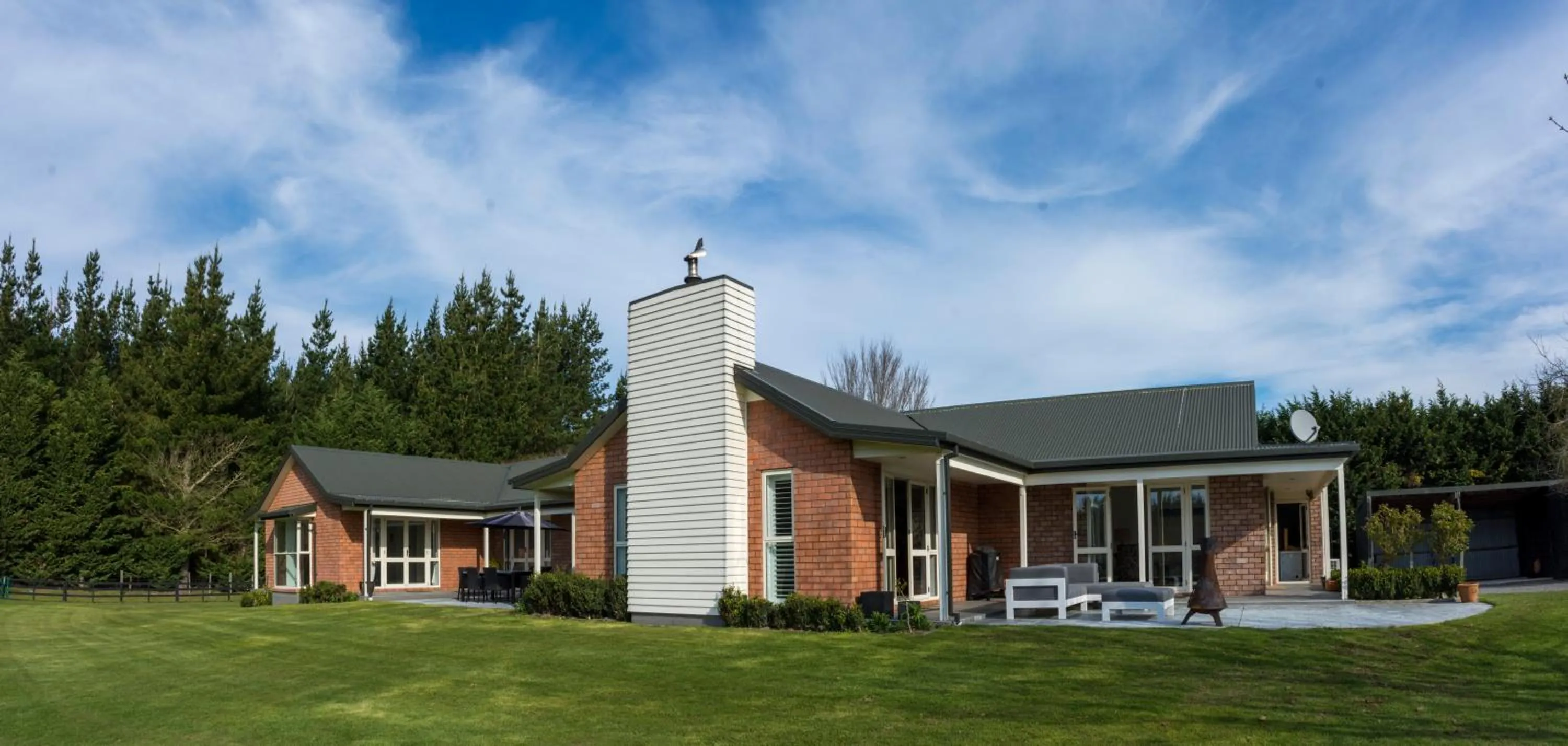 Property building in Gem bed and breakfast