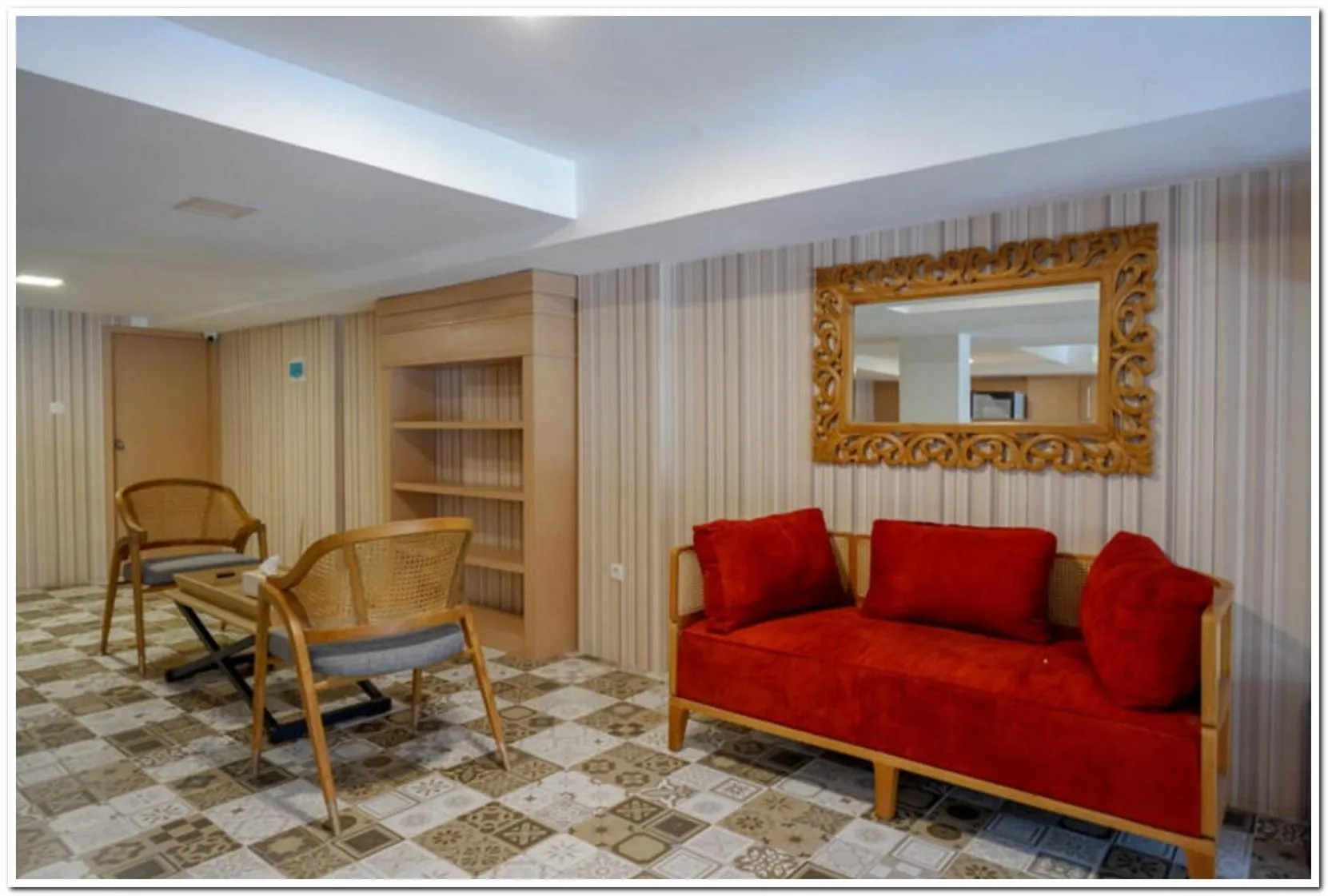 RedDoorz Plus @ Madukoro Raya Semarang