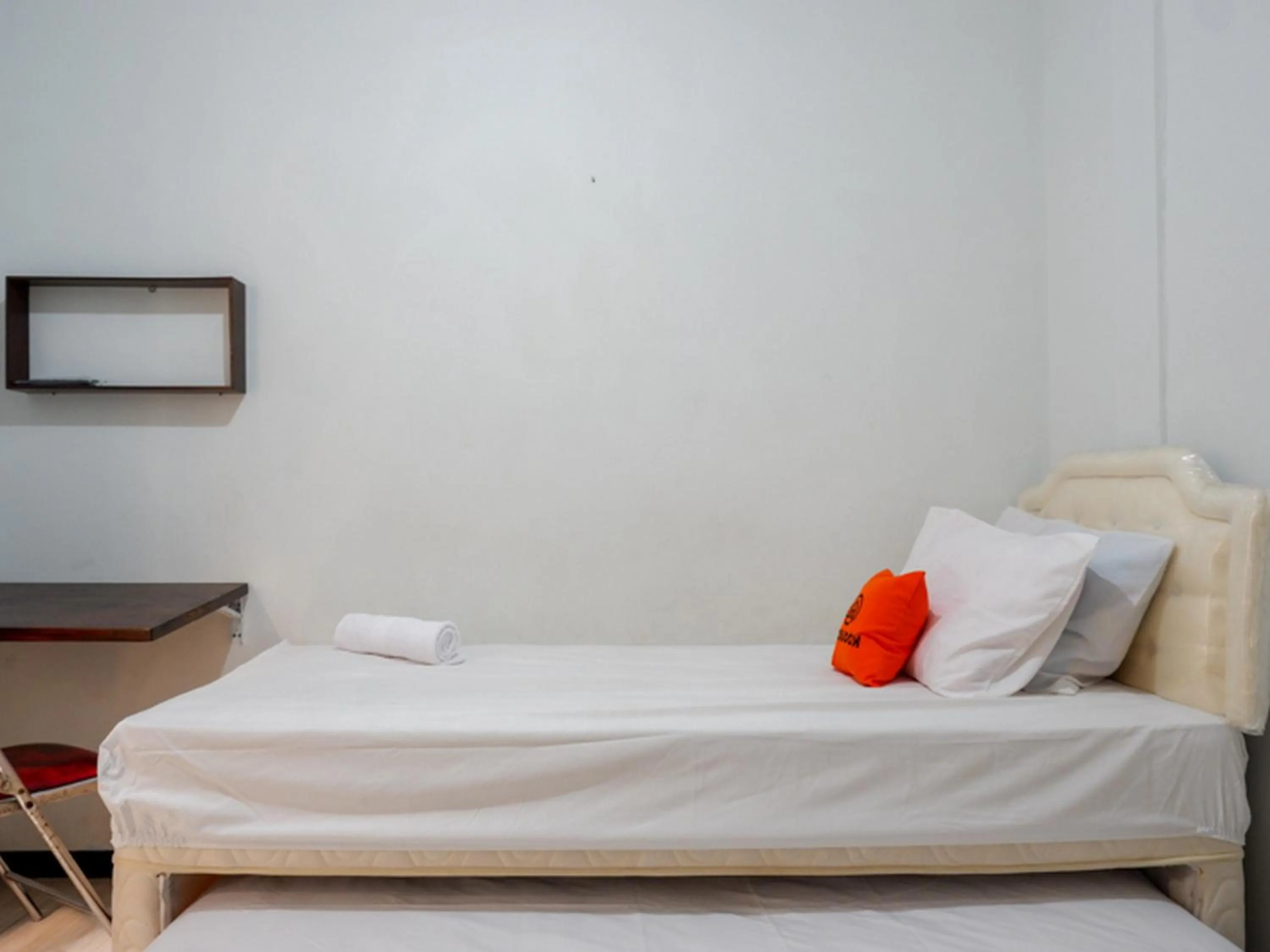 Bed in KoolKost Syariah near RSUP Dr Kariadi Semarang Minimum Stay 6 nights