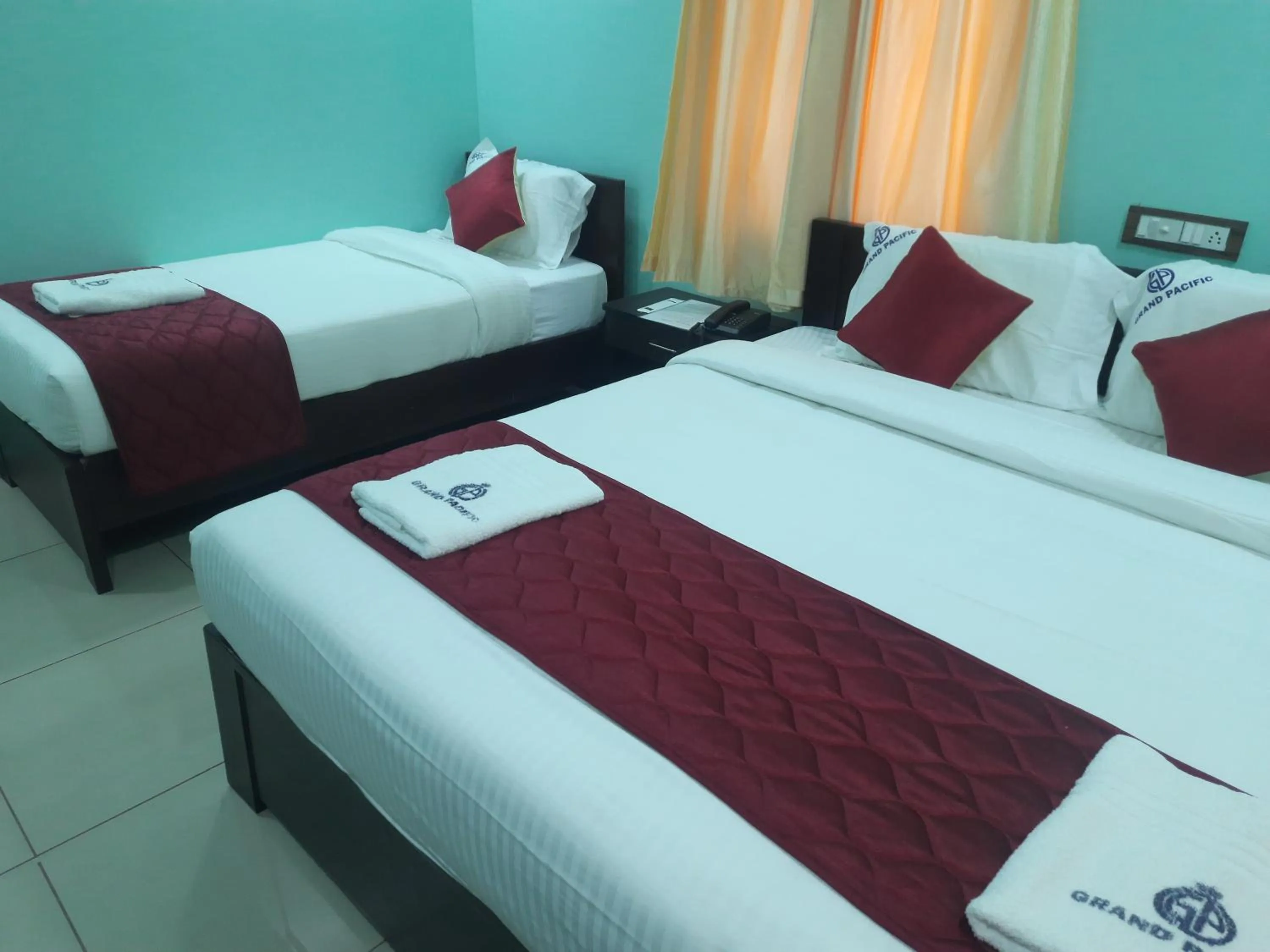 Bed in Grand Pacific