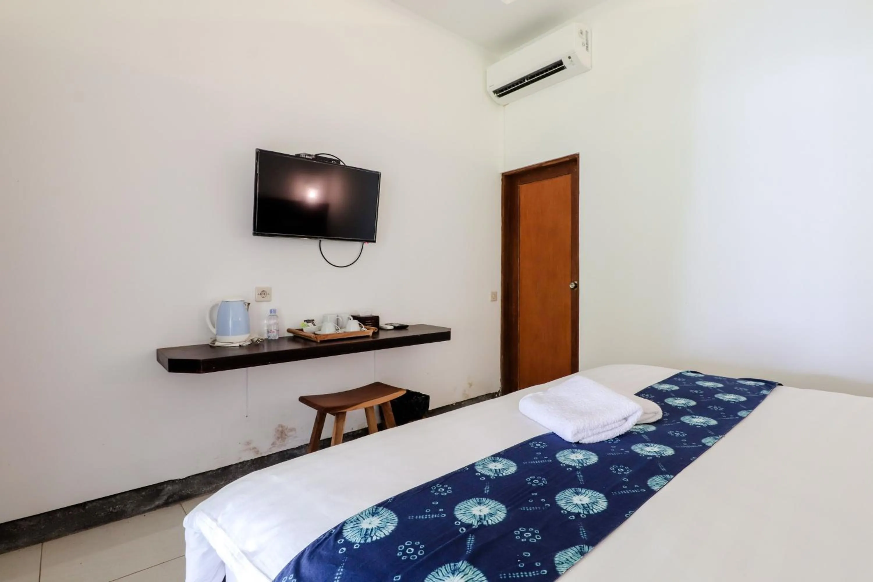 Bedroom, Bed in Balkondes Kenalan