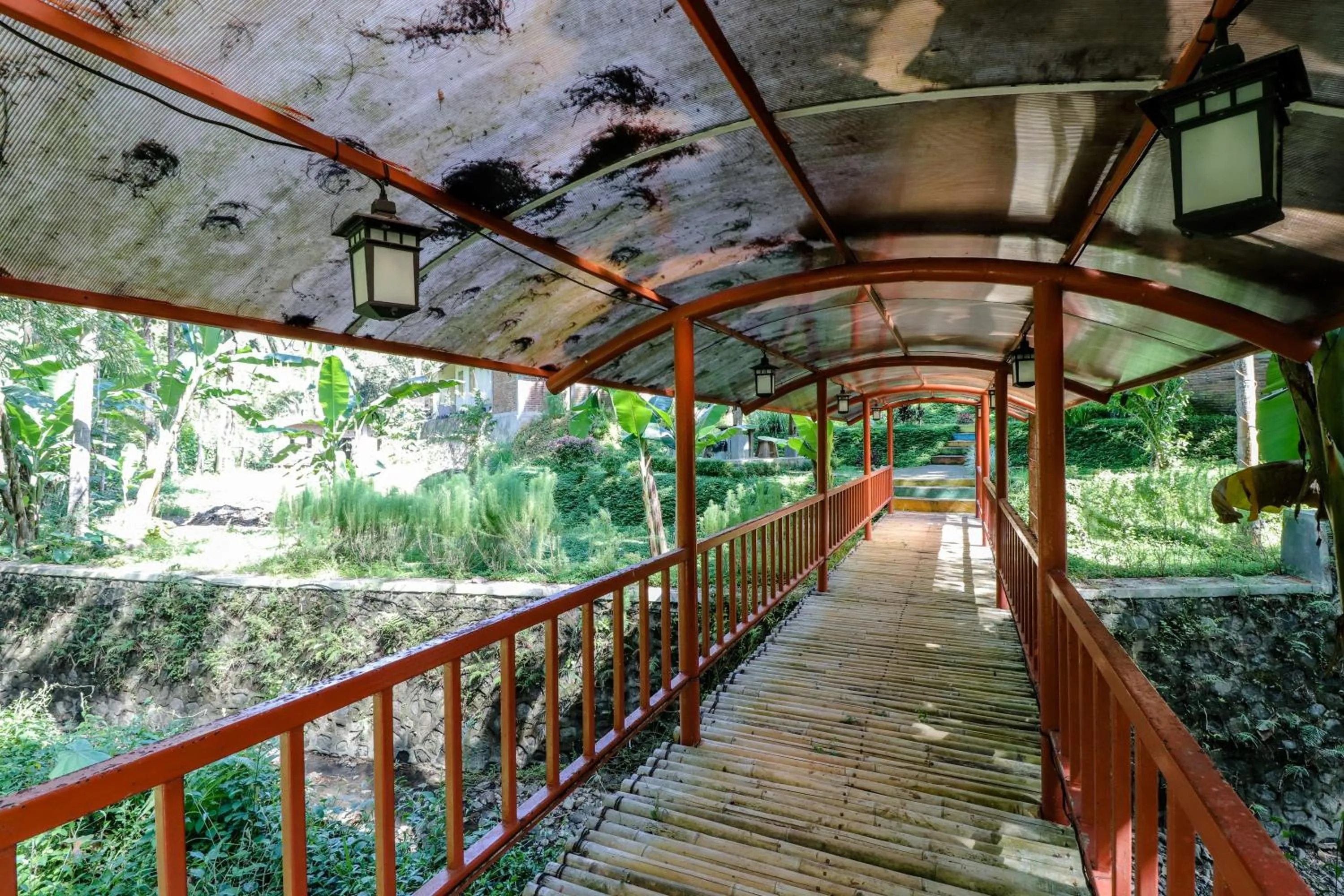 Other in Balkondes Kenalan