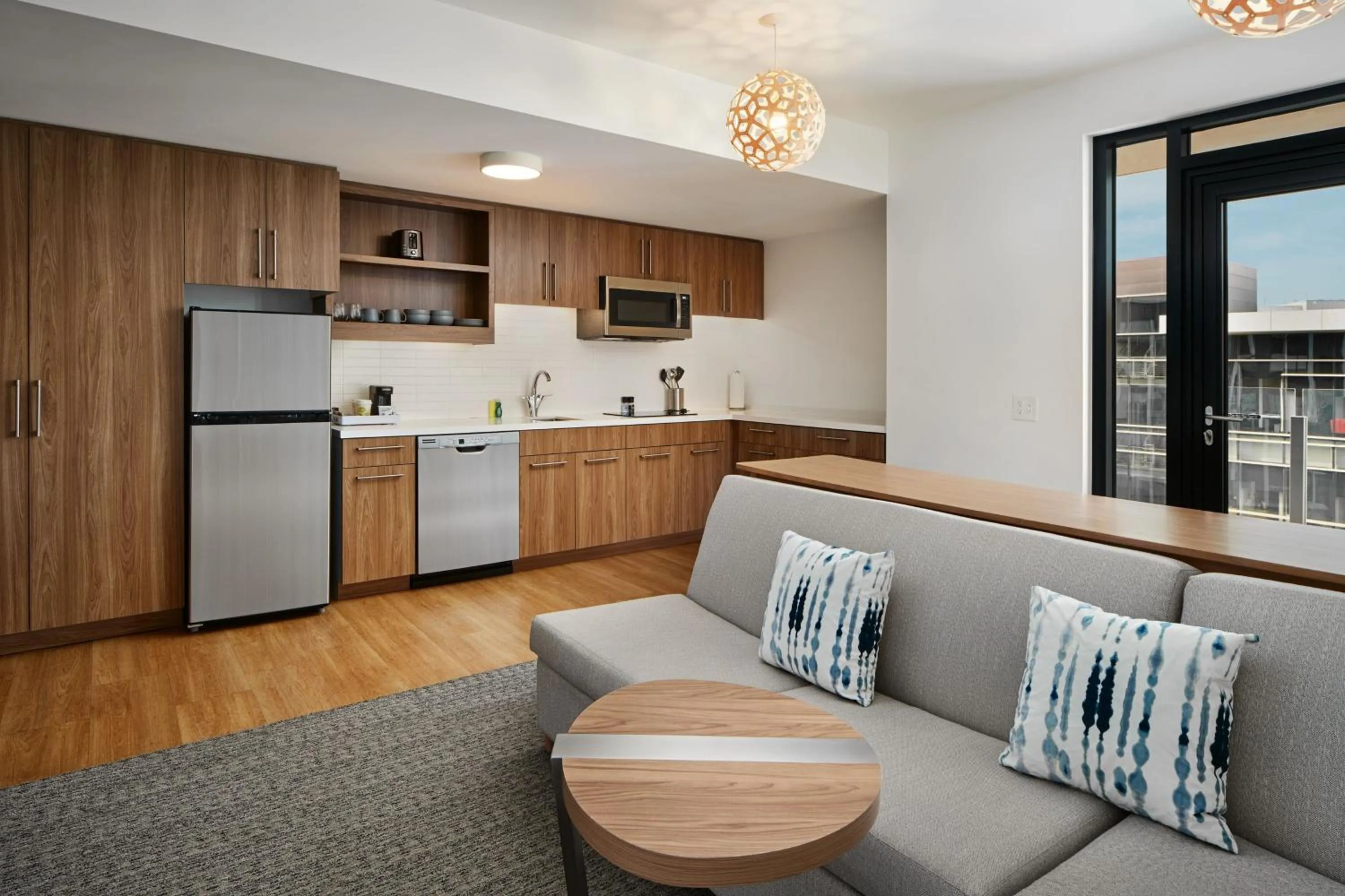 Photo of the whole room in Element Nashville Vanderbilt West End