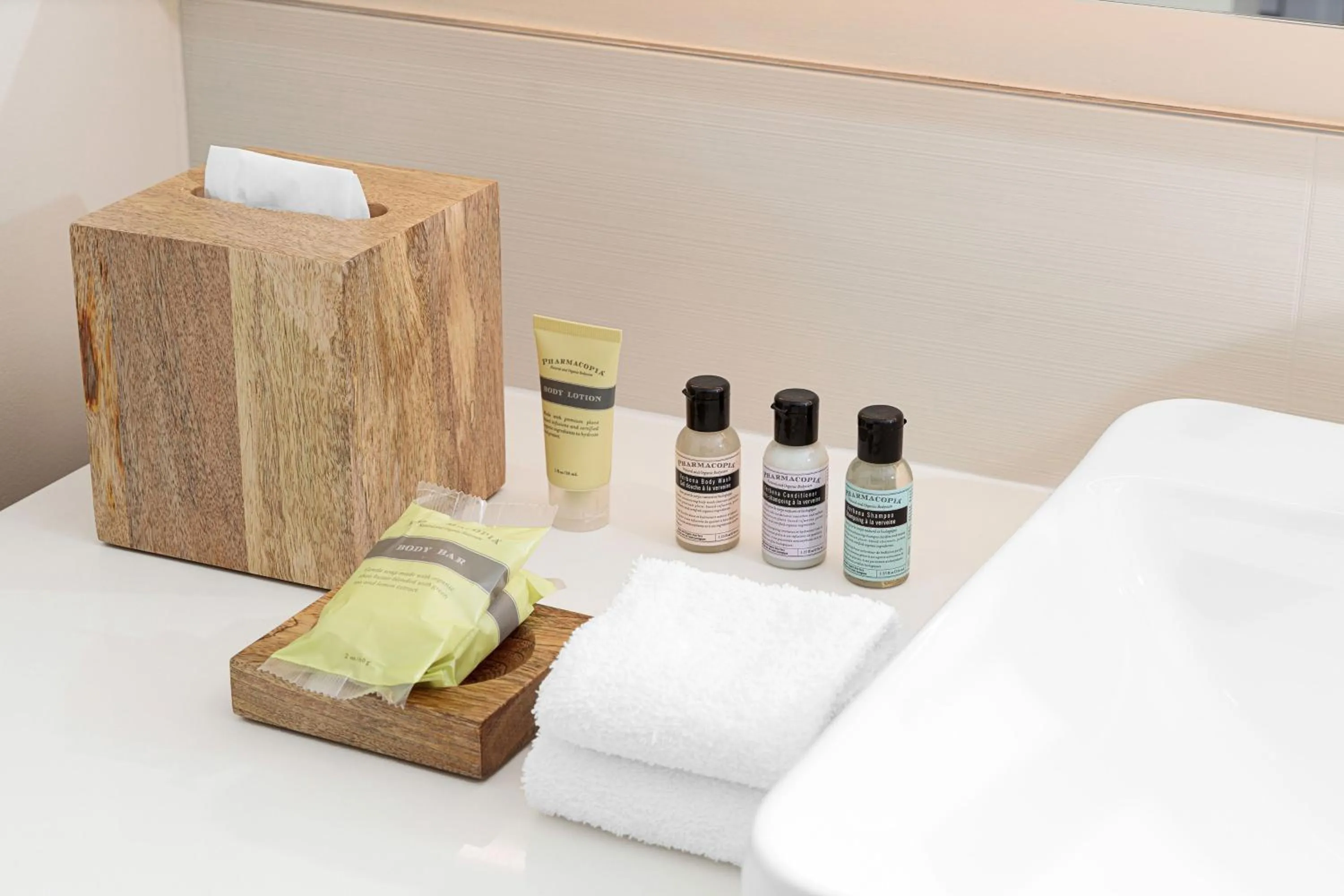 Bathroom in Element Nashville Vanderbilt West End