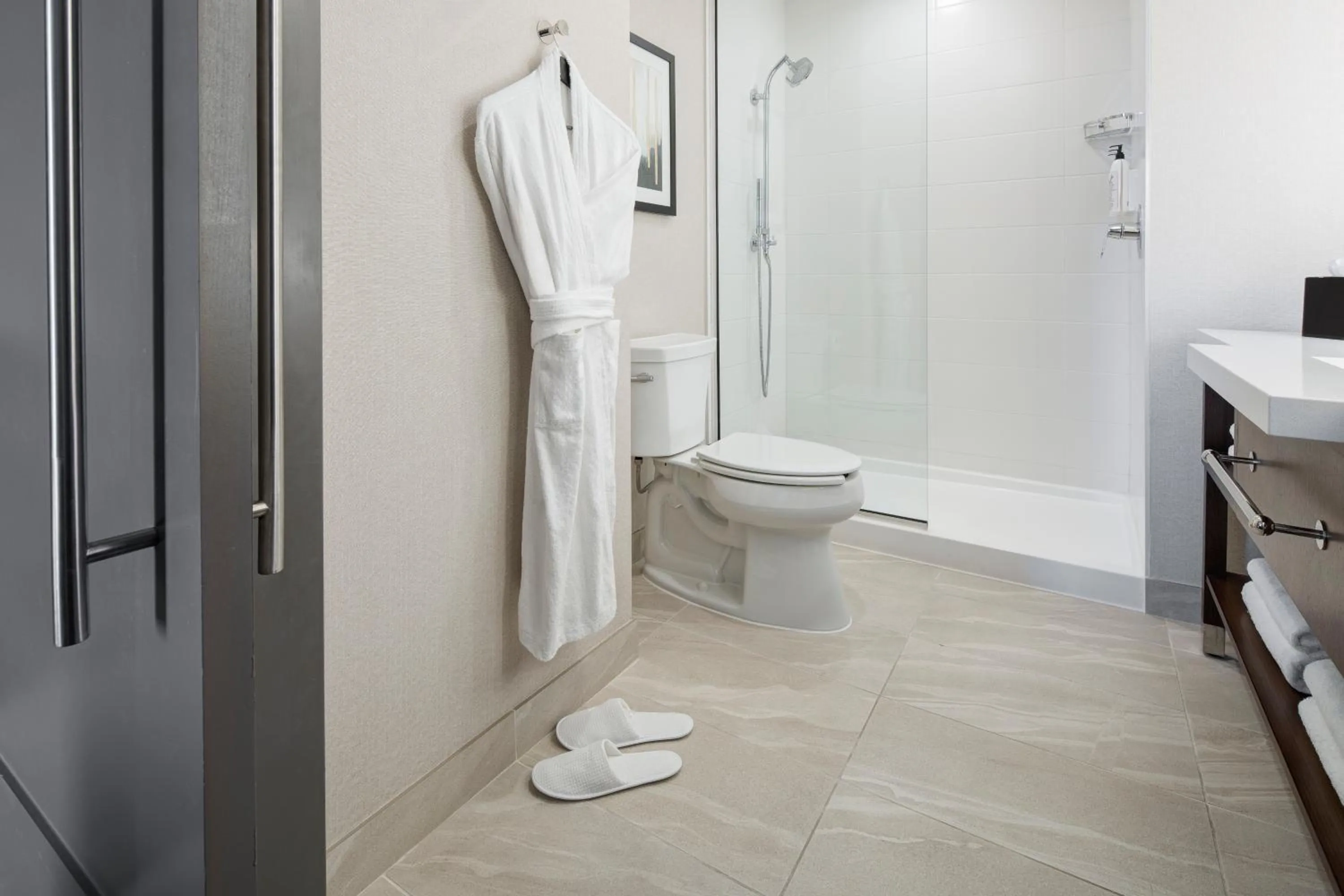 Shower in Delta Hotels by Marriott Dallas Southlake