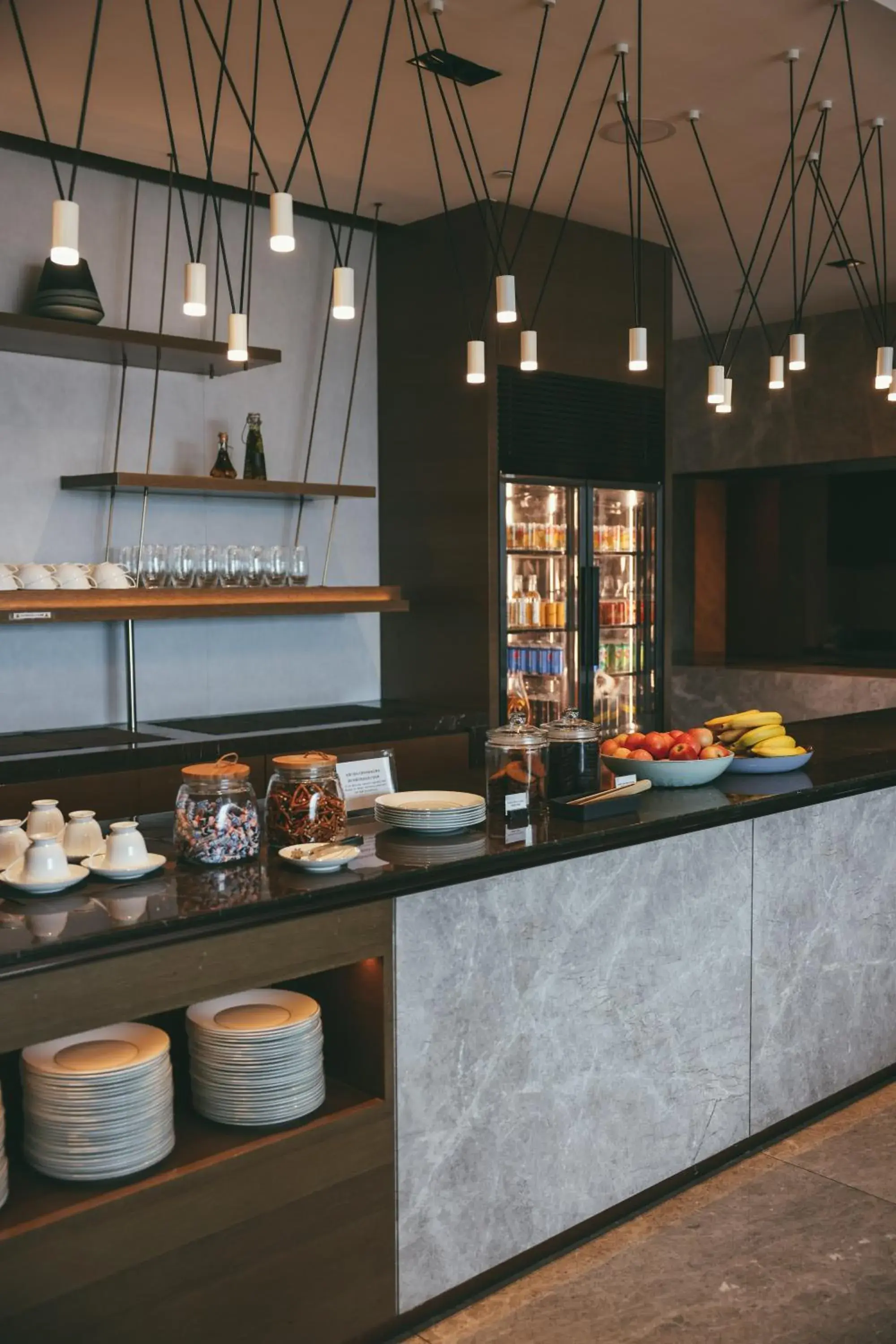 Executive Suite with Ocean View and Executive Lounge Access in Sheraton Hong Kong Tung Chung Hotel Executive Suite with Ocean View and Executive Lounge Access in Sheraton Hong Kong Tung Chung Hotel