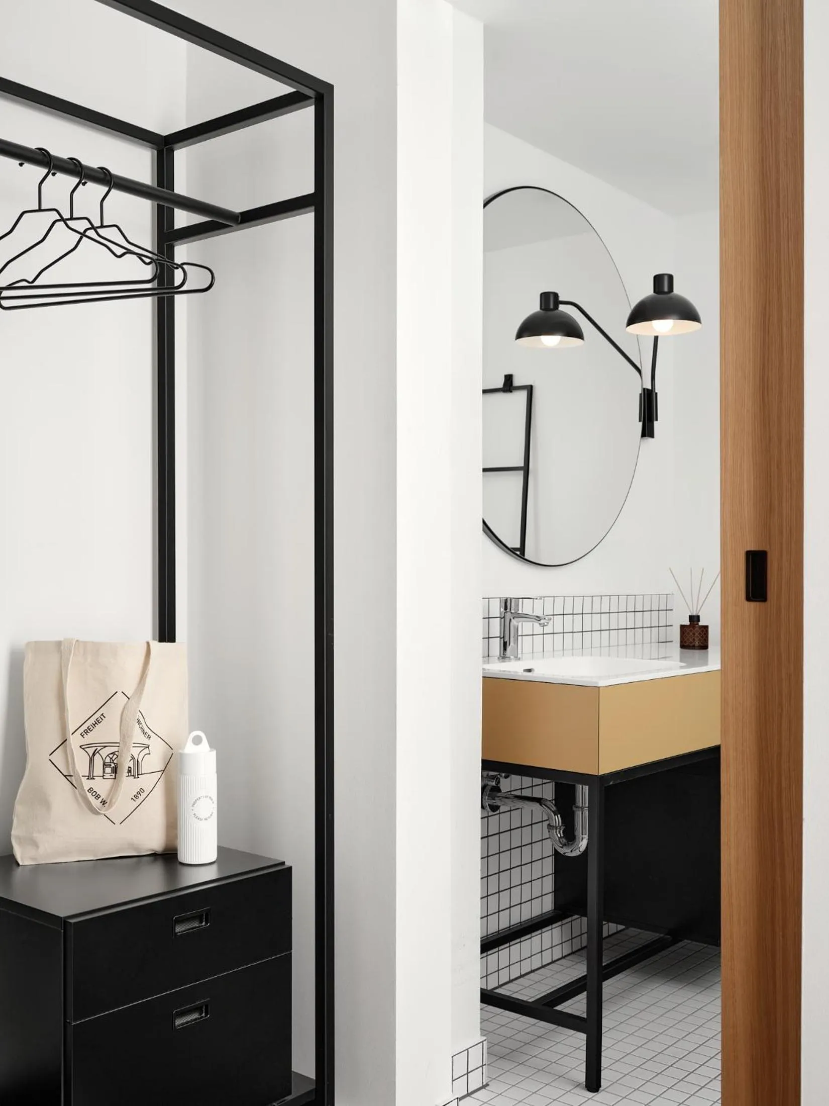 Bathroom in Bob W Münchner Freiheit