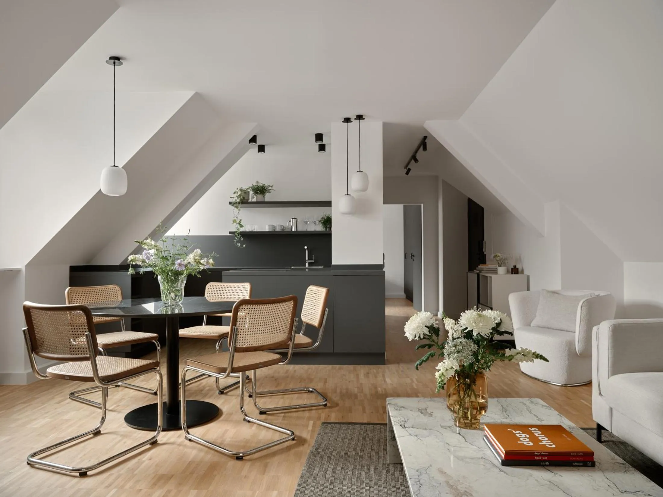 Kitchen or kitchenette in Bob W Munich Schwabing