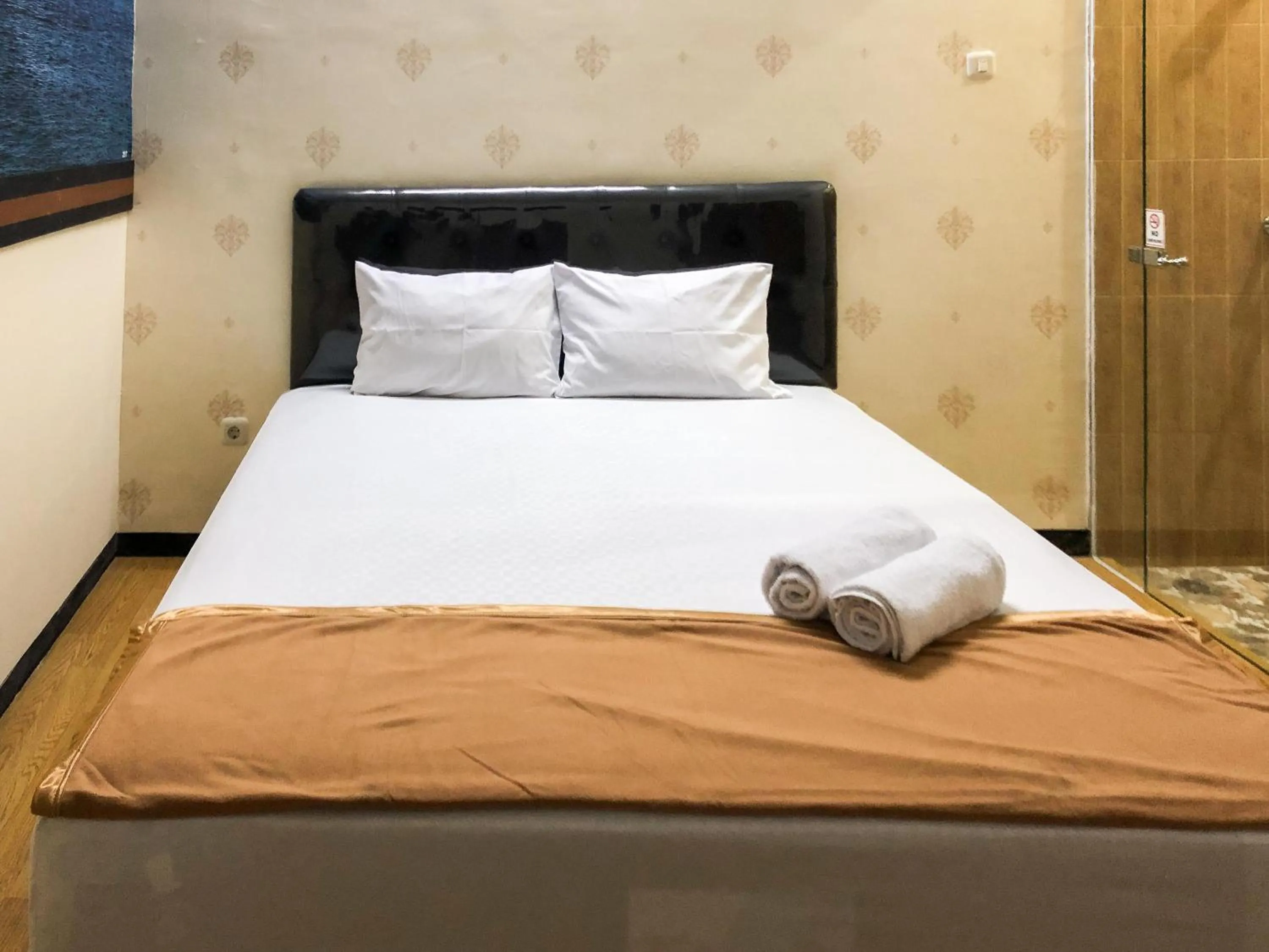 Bed in Urbanview Hotel Gangnam near Mall Olympic Garden