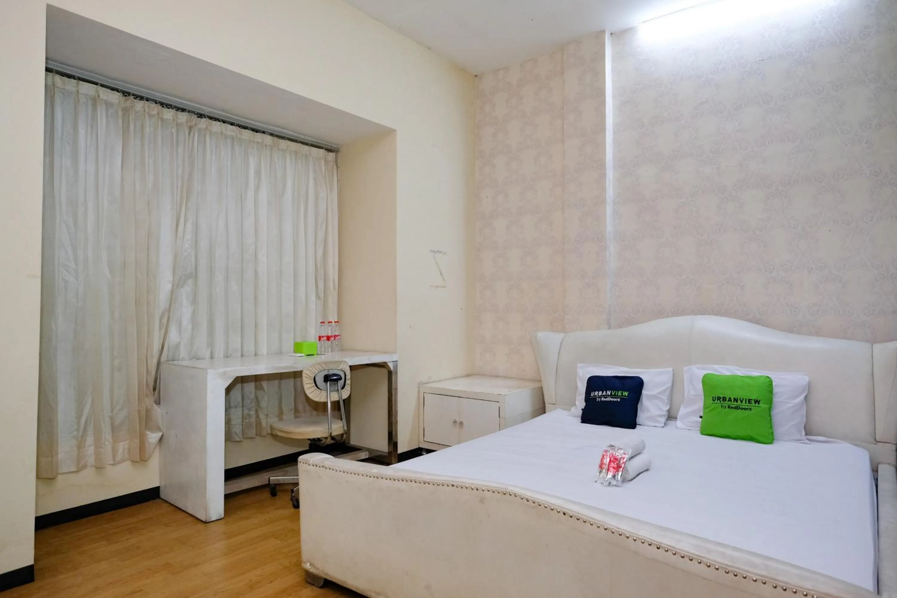 Bedroom, Bed in Urbanview Hotel Gangnam near Mall Olympic Garden