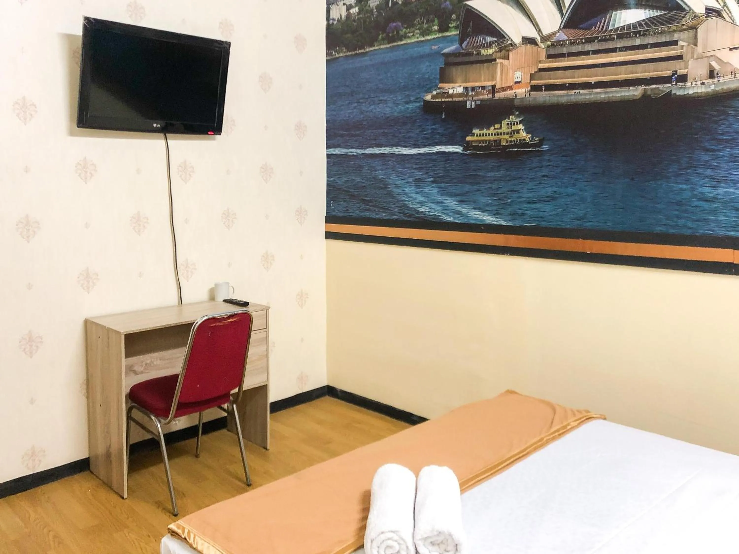 Bedroom, Bed in Urbanview Hotel Gangnam near Mall Olympic Garden