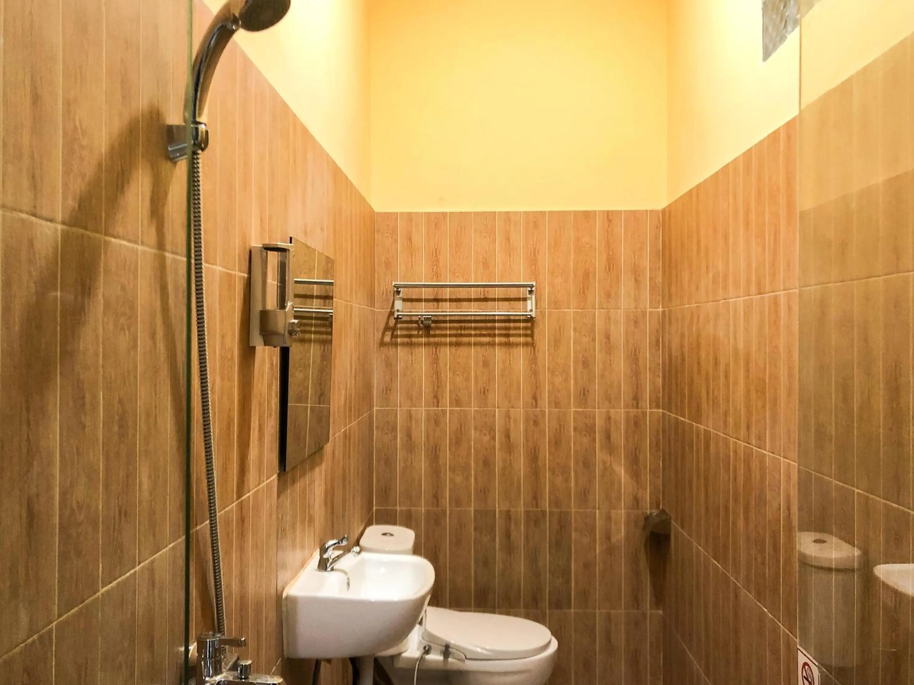 Urbanview Hotel Gangnam near Mall Olympic Garden