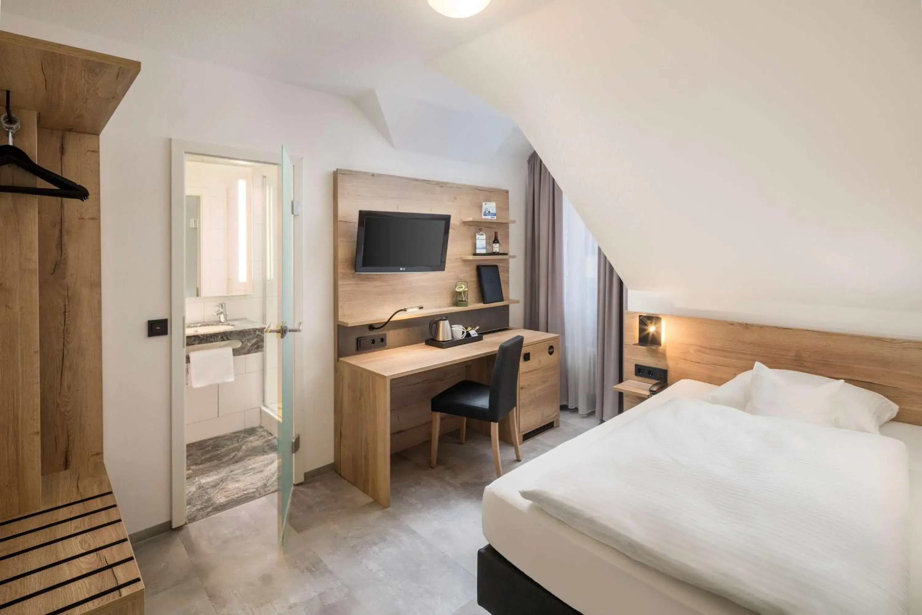 Comfort Single Room in Best Western Hotel Favorit Comfort Single Room in Best Western Hotel Favorit