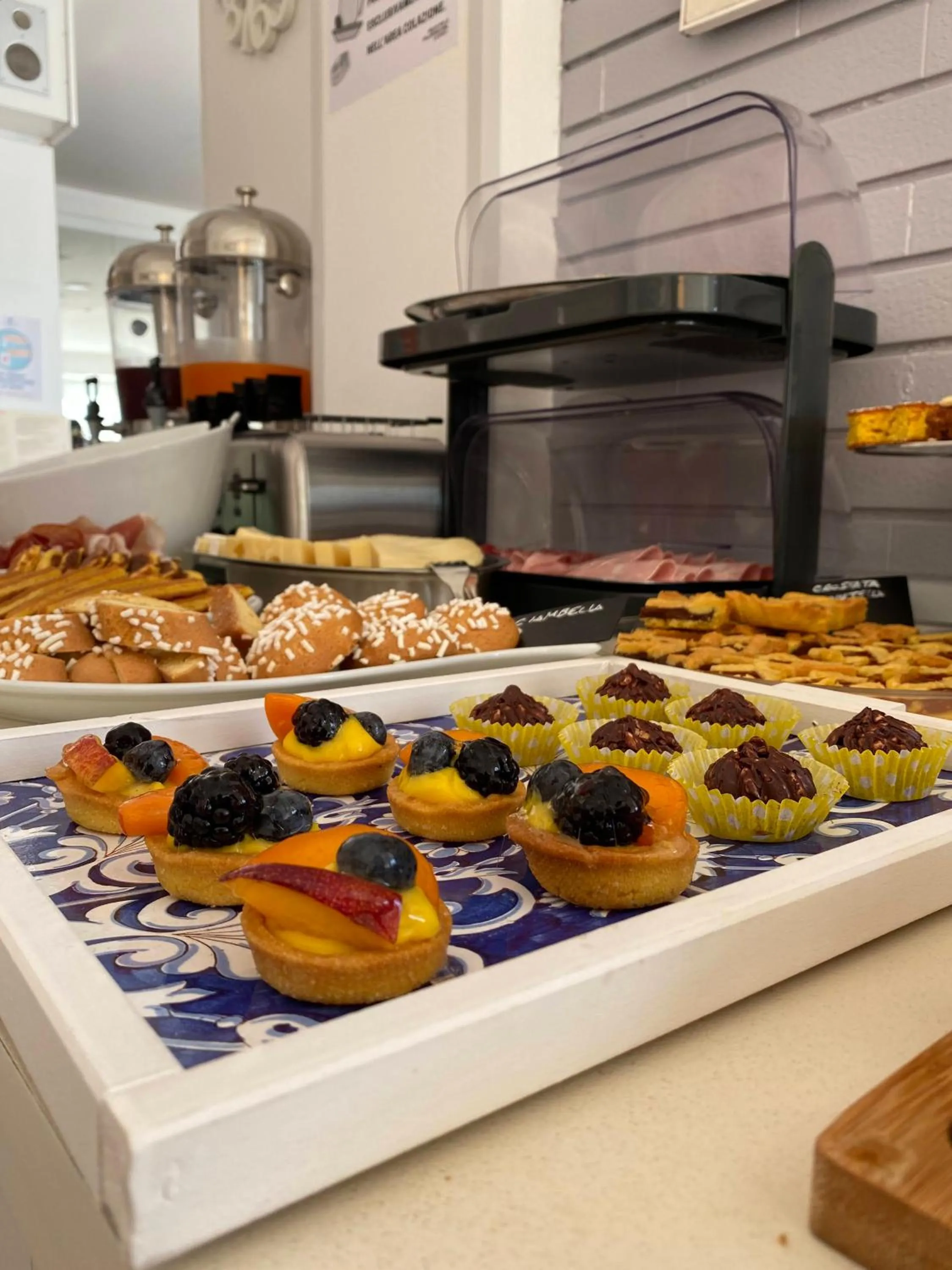 Villa Alda Suites & Rooms