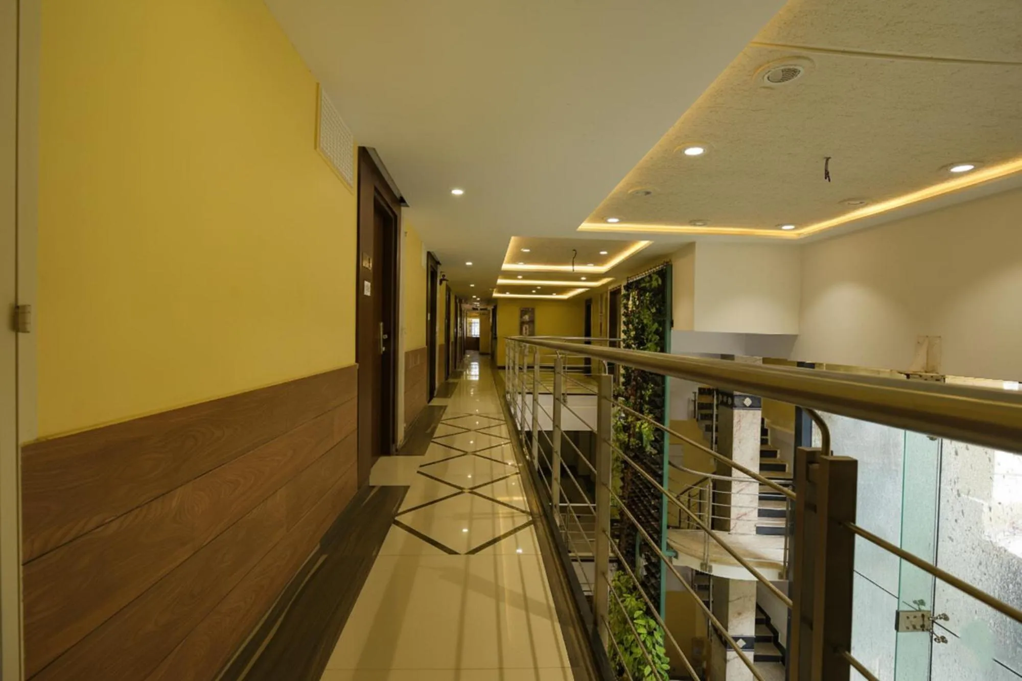 Lobby or reception in Via Phoenix Resorts - Nr M Chinnaswamy Stadium