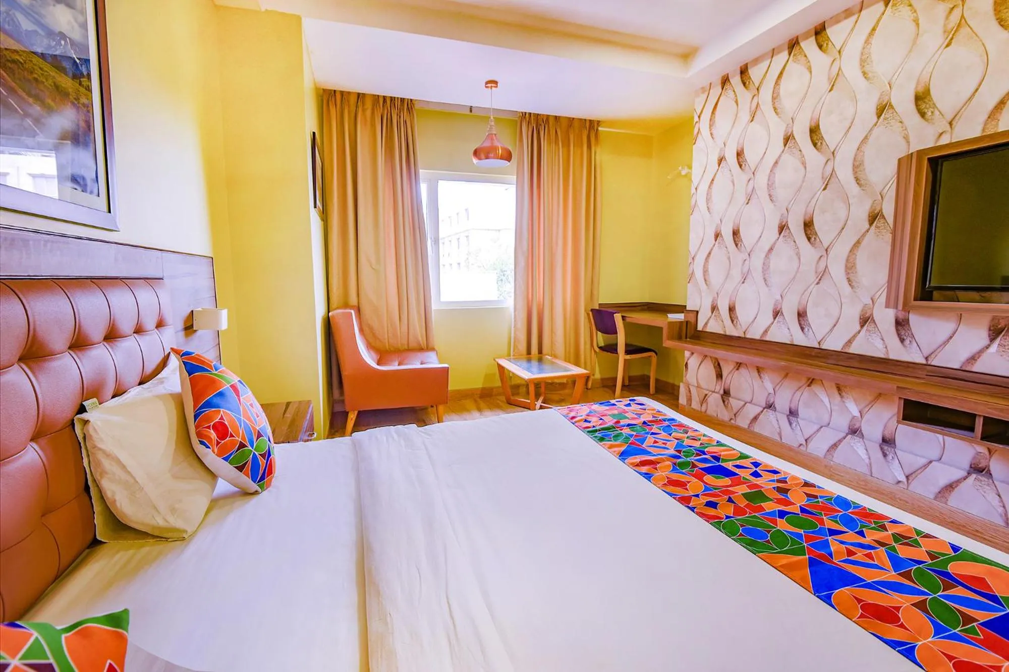 Bed in Via Phoenix Resorts - Nr M Chinnaswamy Stadium