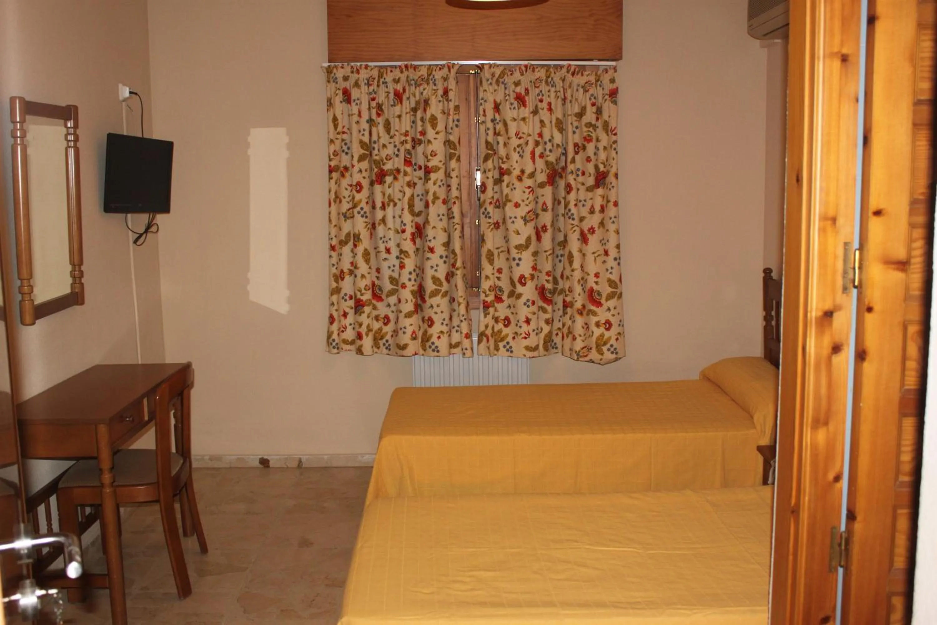 Photo of the whole room, Bed in Hotel Peña Escrita