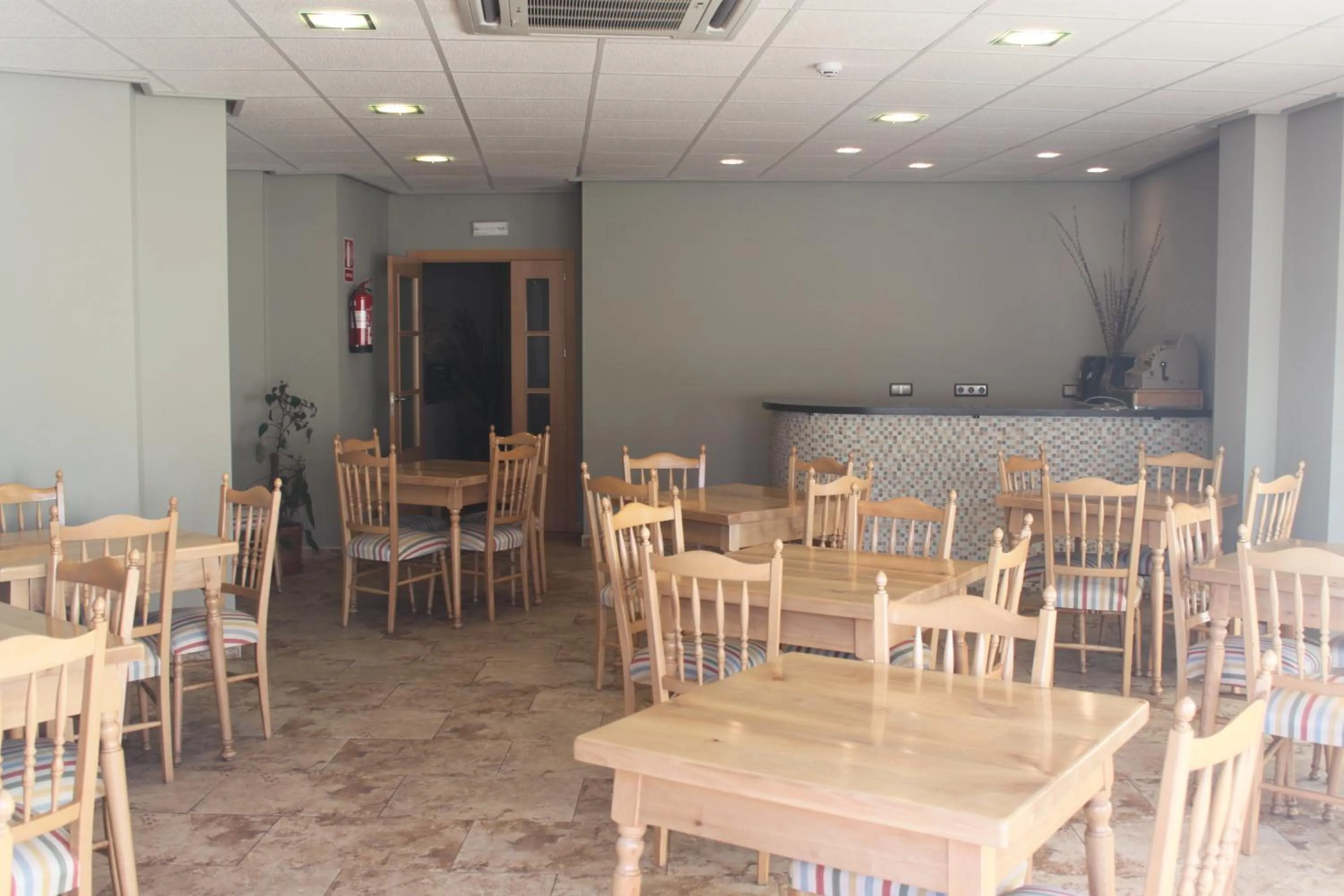 Restaurant/places to eat in Hotel Peña Escrita