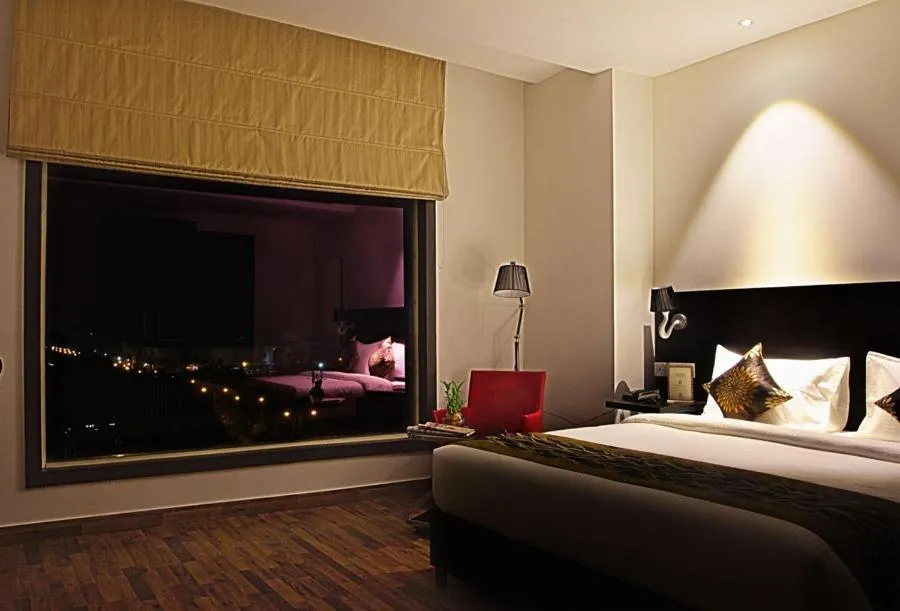 Bedroom, Bed in Joy Inn & Suites