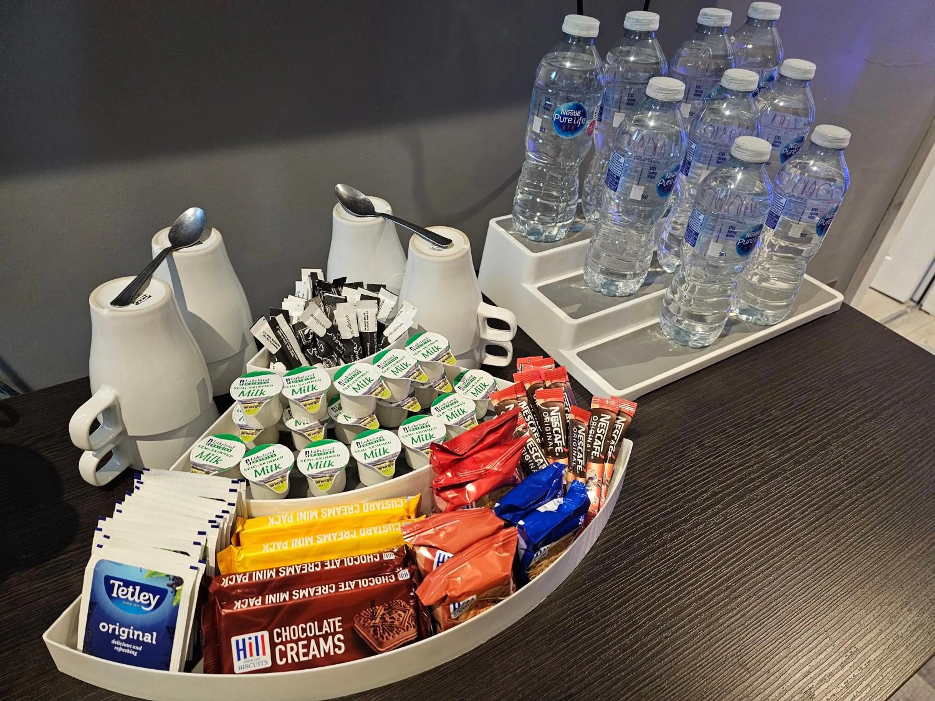 Tamarind Cove & Barrons Hotel