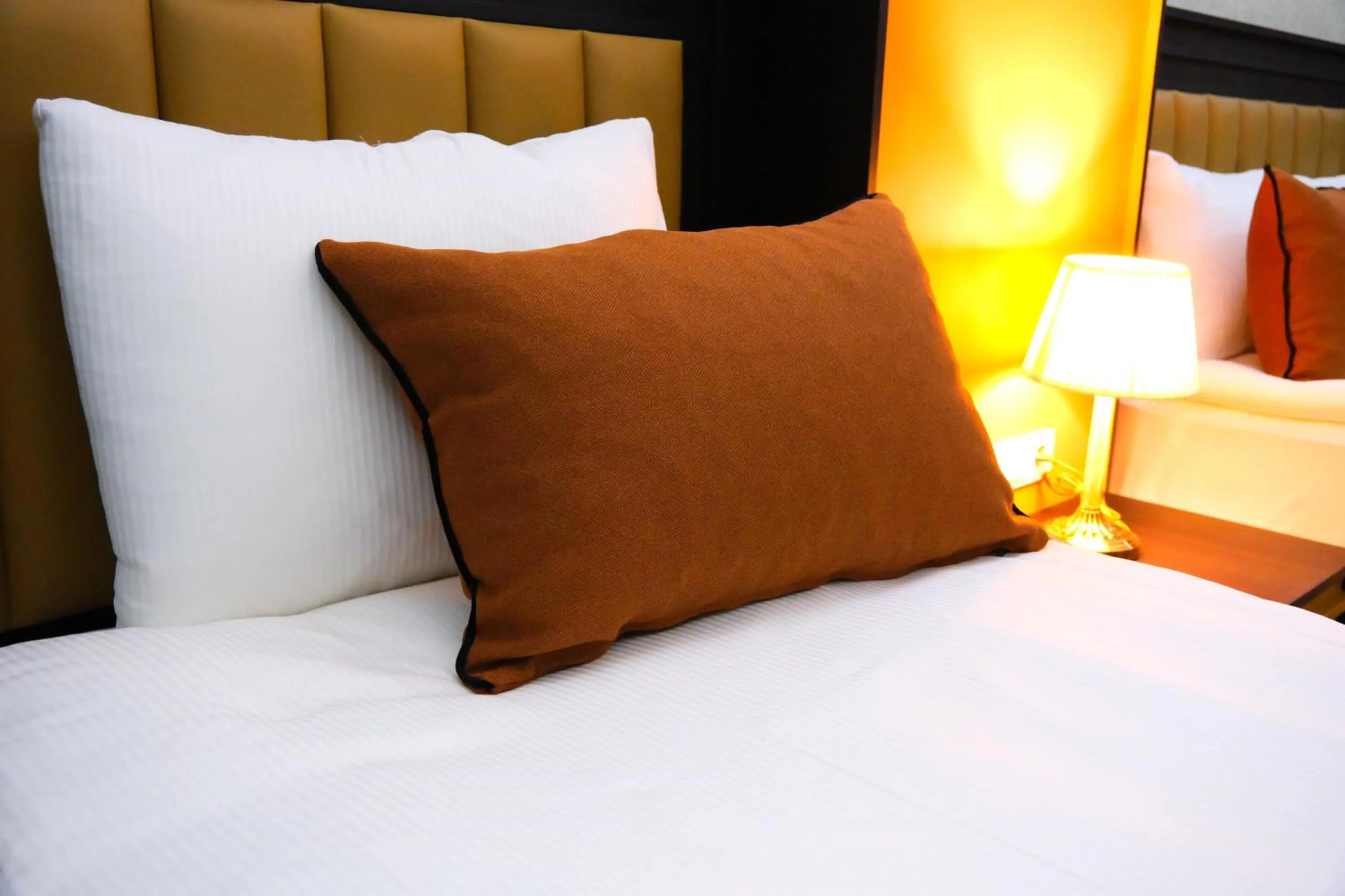 Massage, Bed in Dimen Hotel