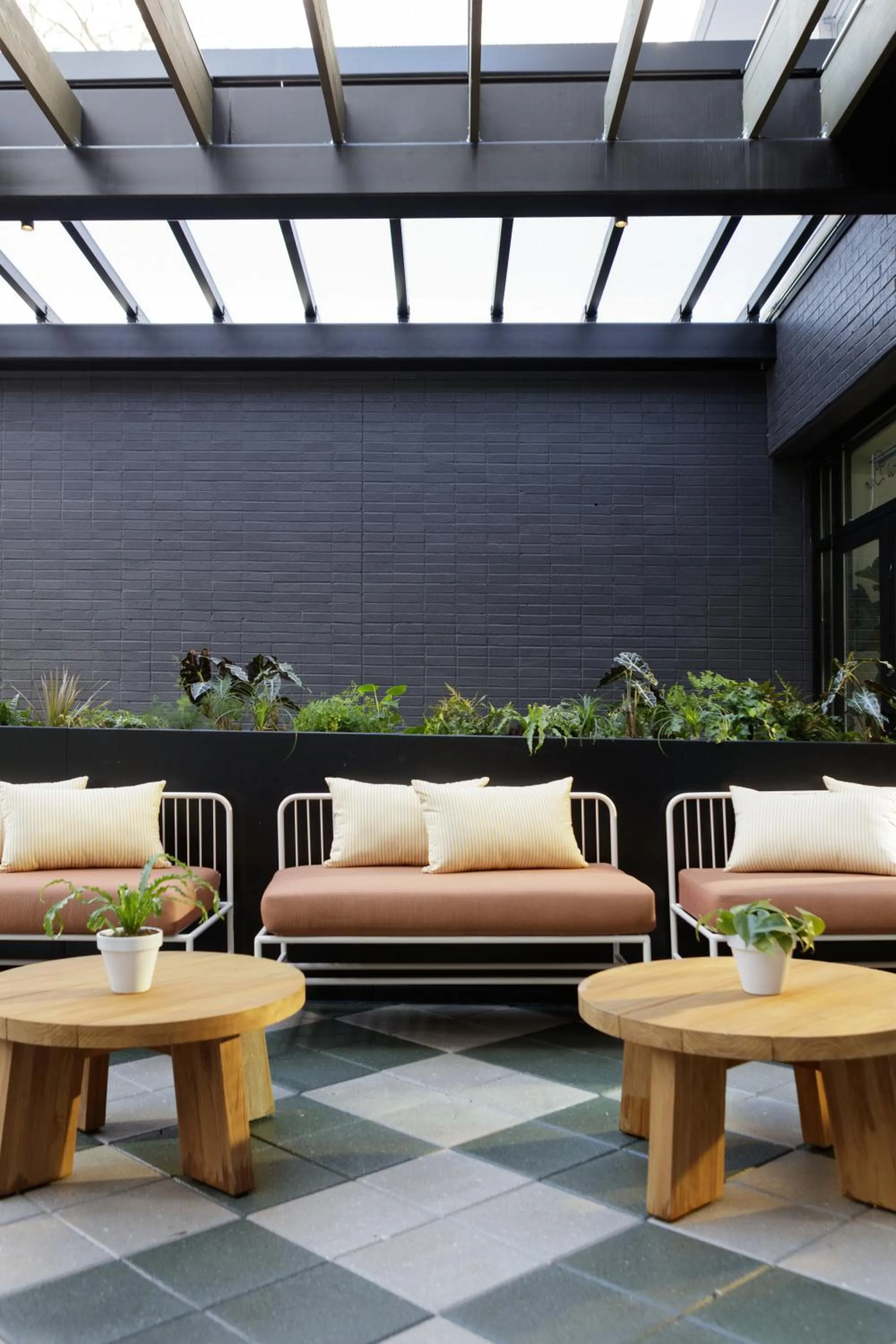 Restaurant/places to eat in Kimpton Sylvan Hotel Buckhead Atlanta