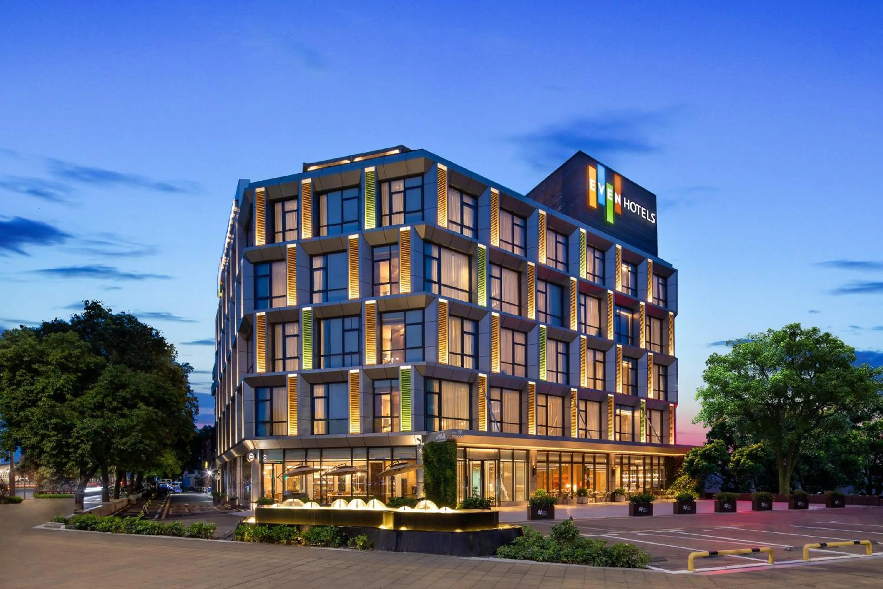 Property building in EVEN Hotel Shenzhen Nanshan by IHG