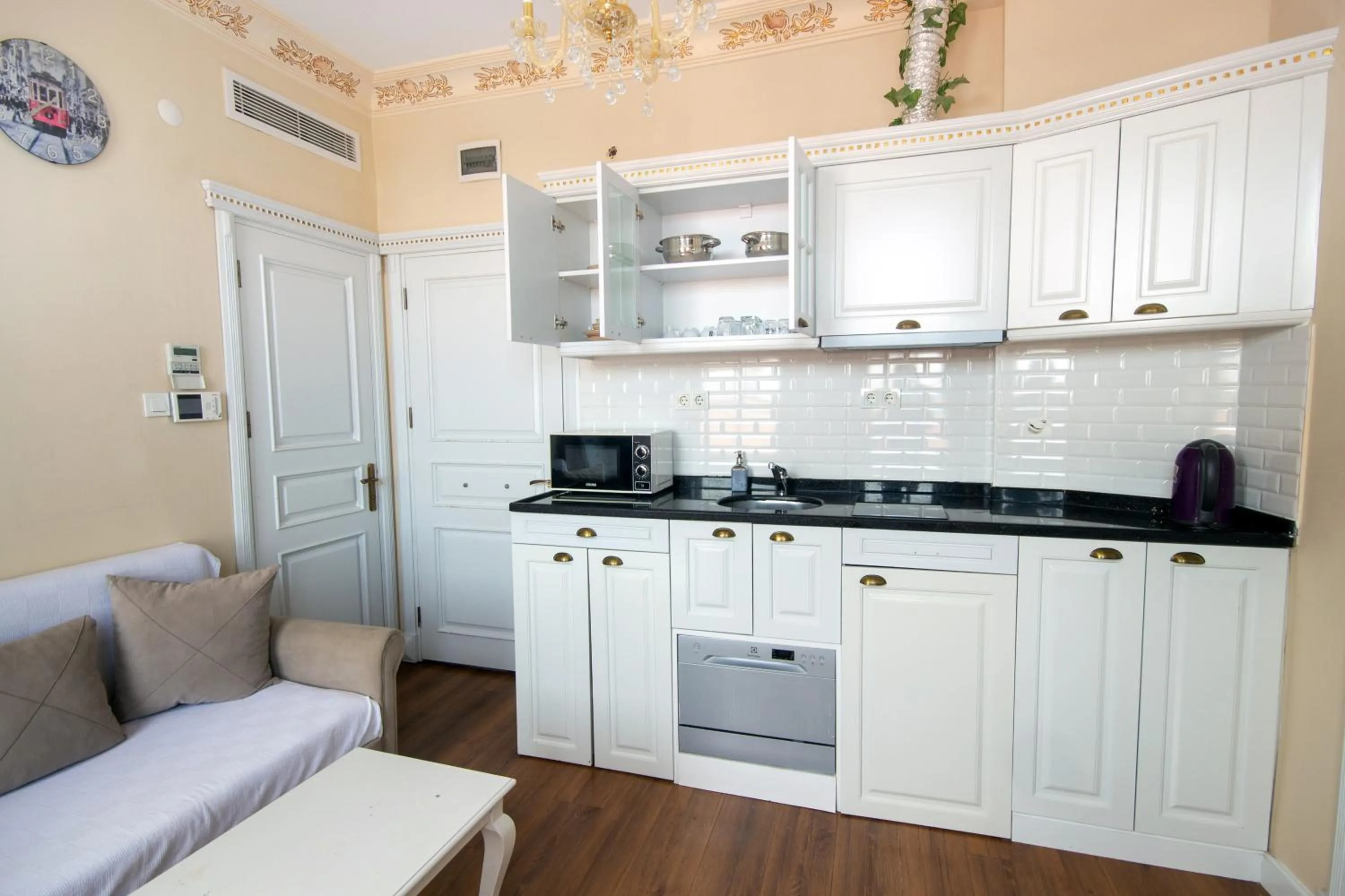 Kitchen or kitchenette in IQ Hotel Galatasaray