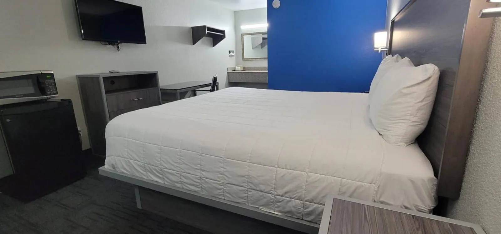 Bed in Green Country Inn