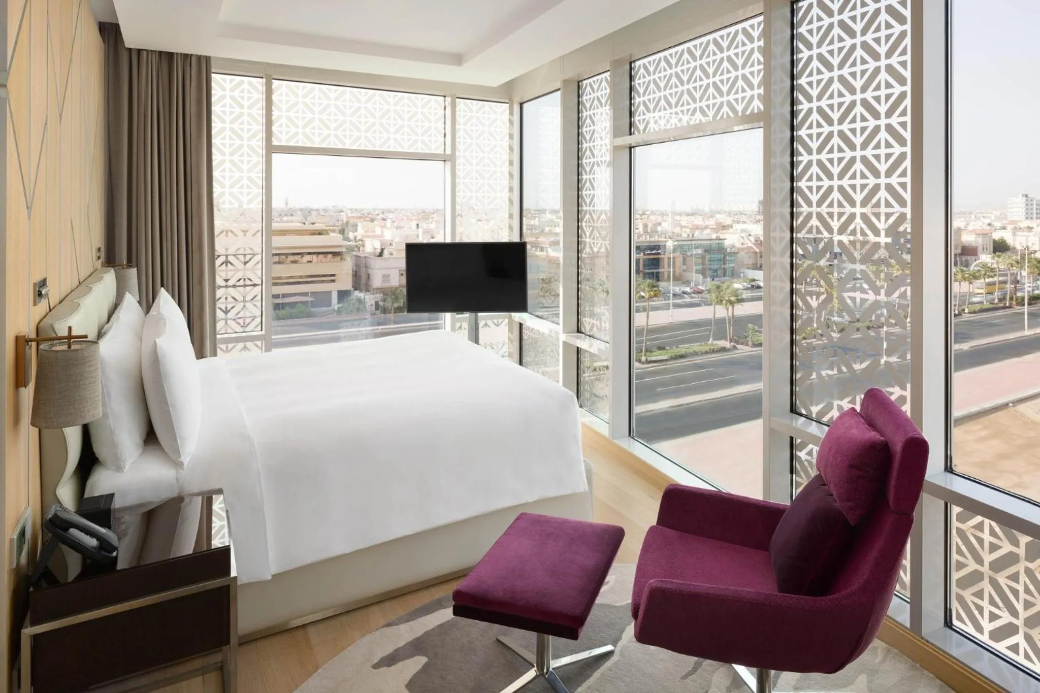 Bedroom, Bed in Crowne Plaza - Jeddah Al Salam by IHG