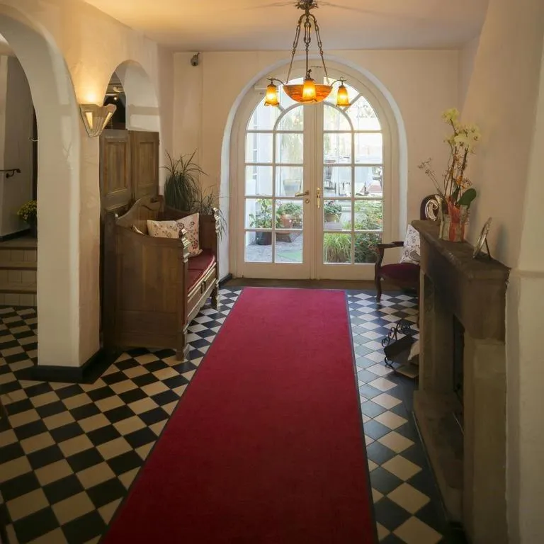 Bed in Hotel Altes Pfarrhaus Beaumarais