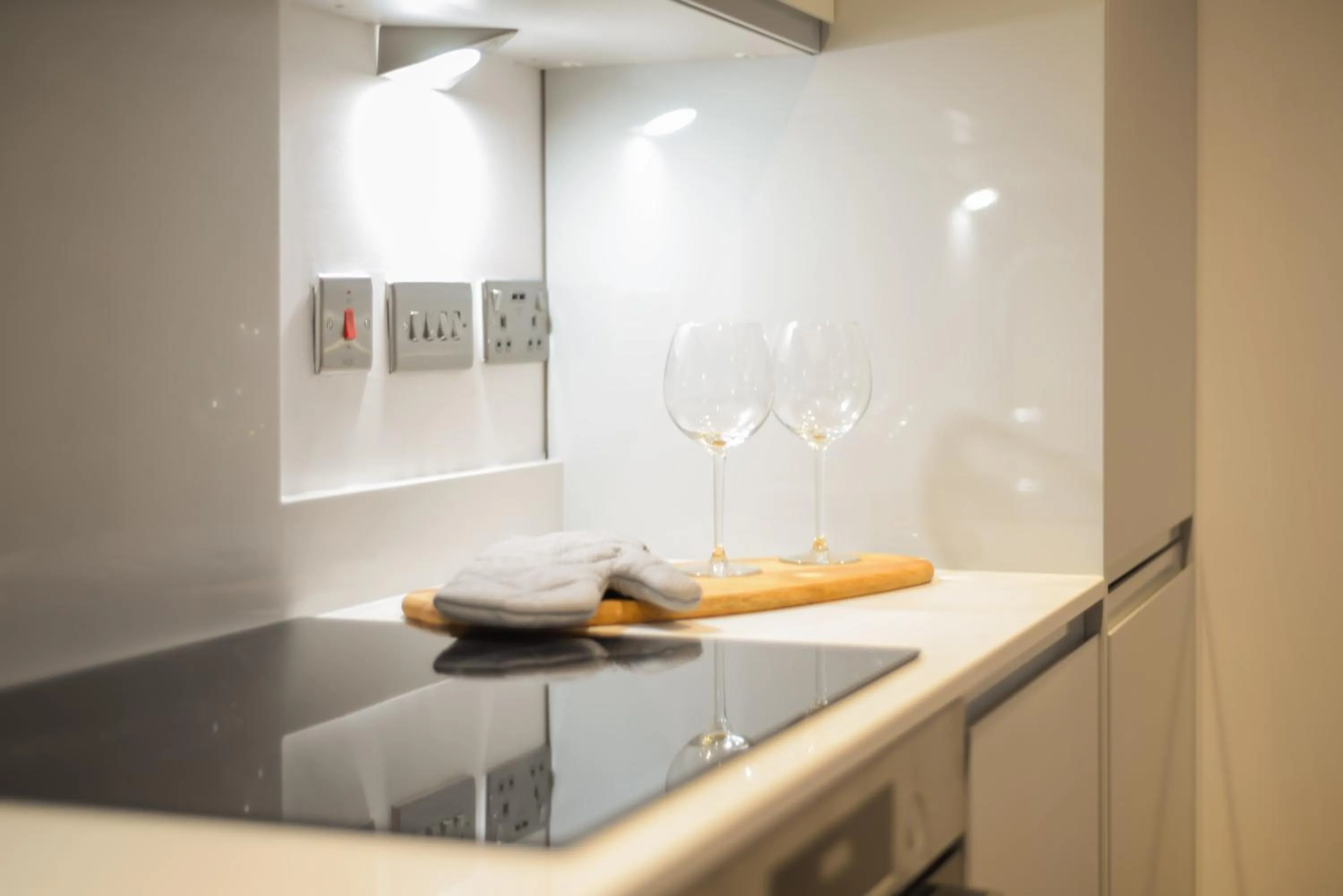 Kitchen or kitchenette in Concorde House Luxury Apartments - Chester