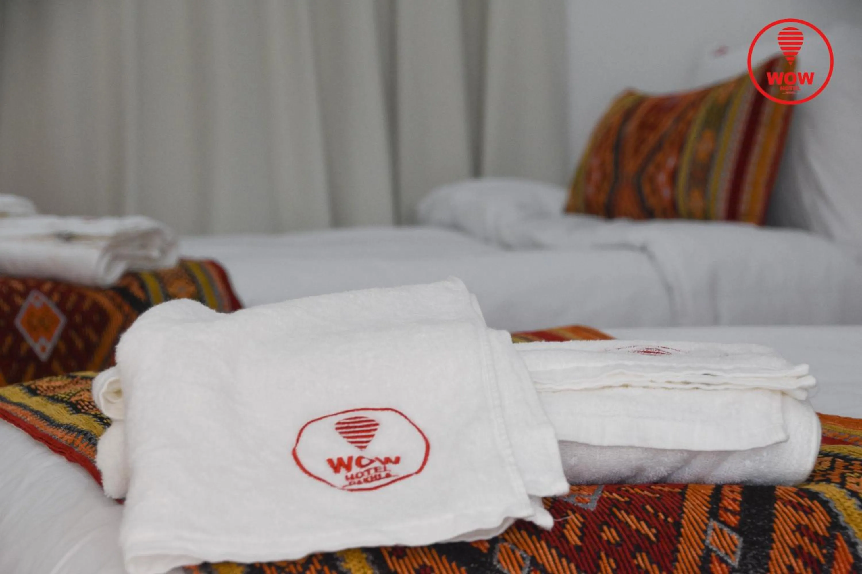 Bathroom, Bed in Hotel WOW