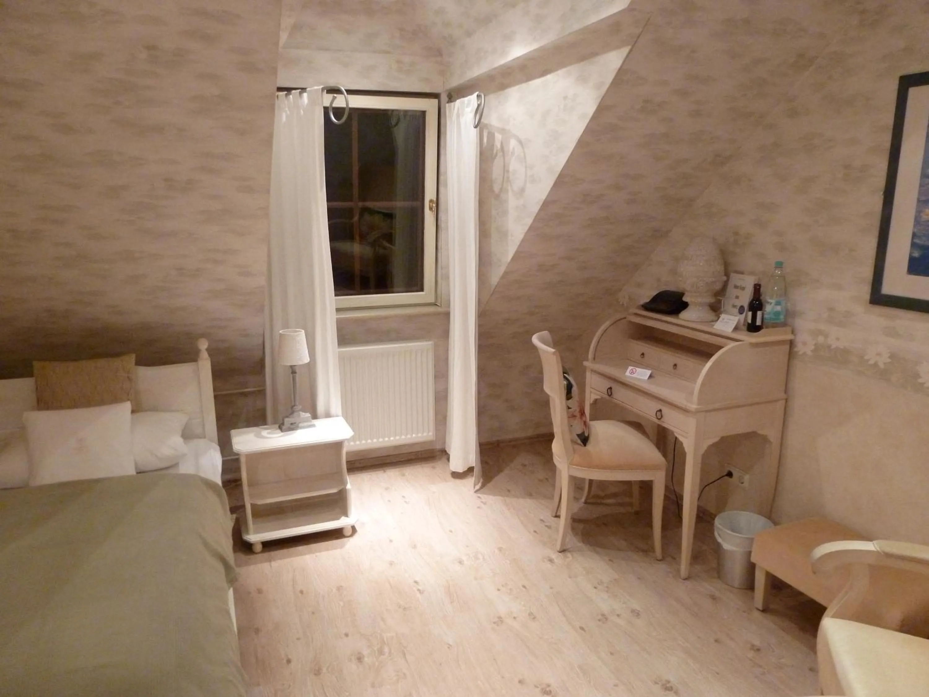 Bed in Landhotel Kern