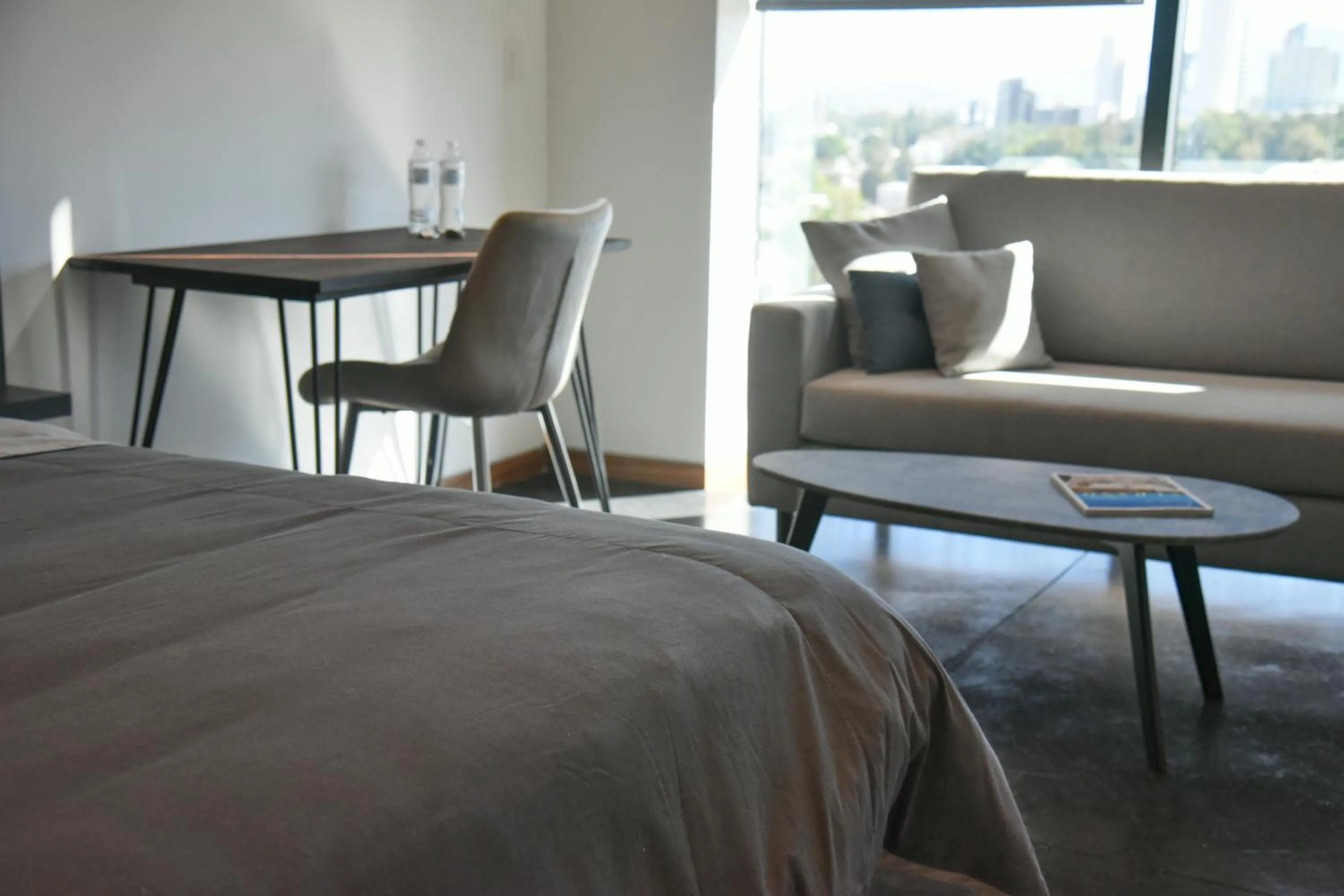 Bedroom, Bed in Suites BQ