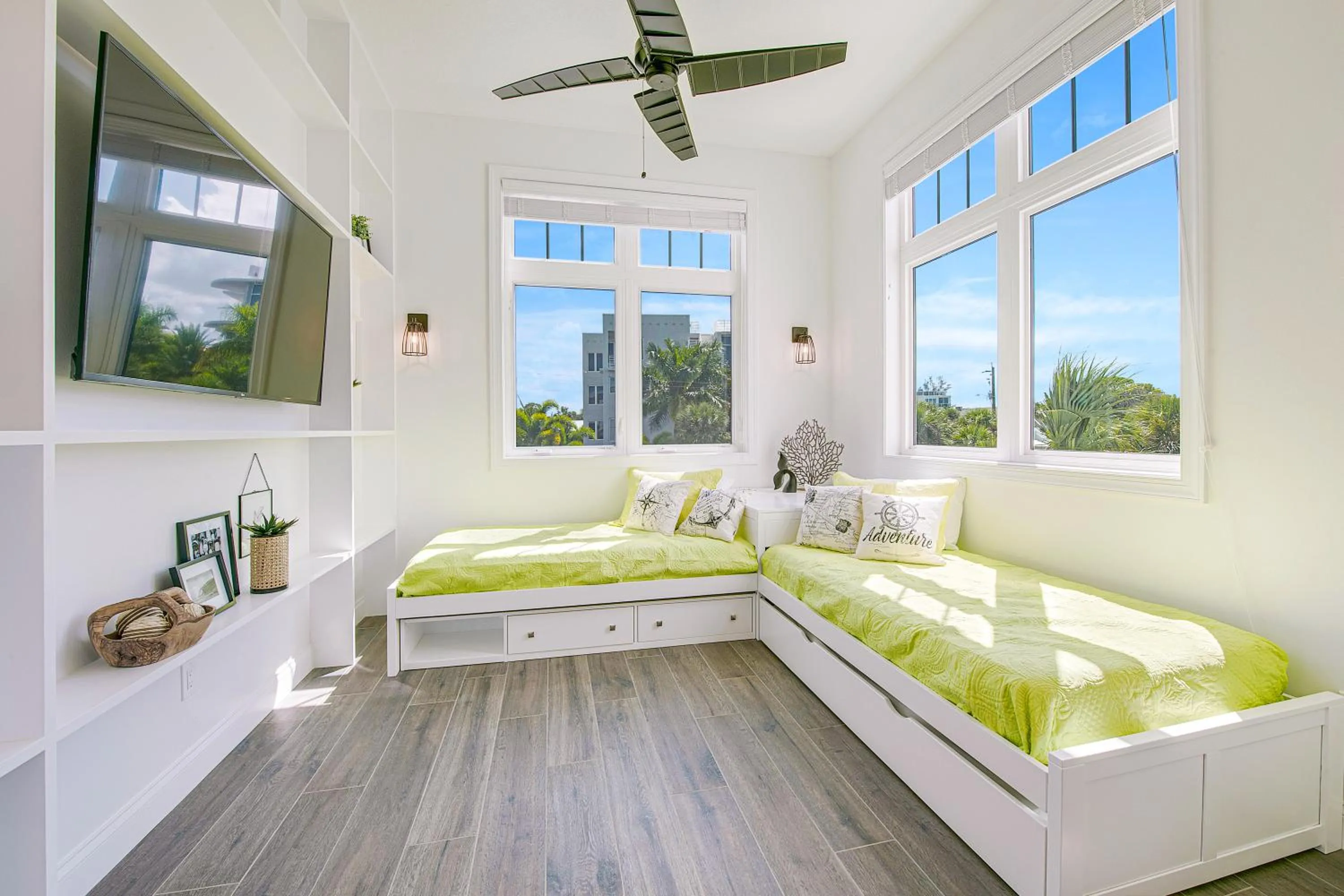 TV and multimedia, Bed in The Plaza