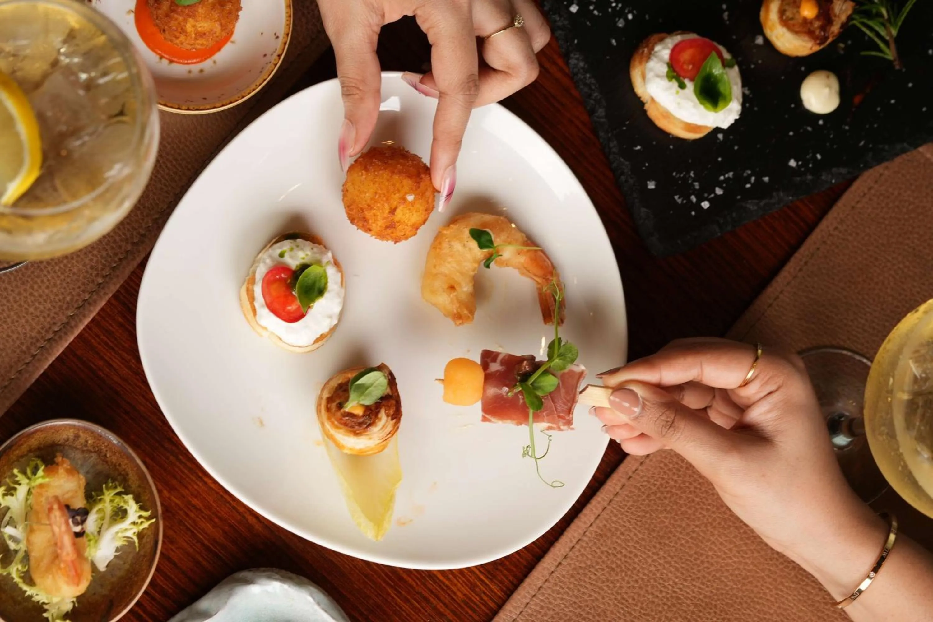 Food and drinks in Radisson Blu Hotel, Dubai Media City