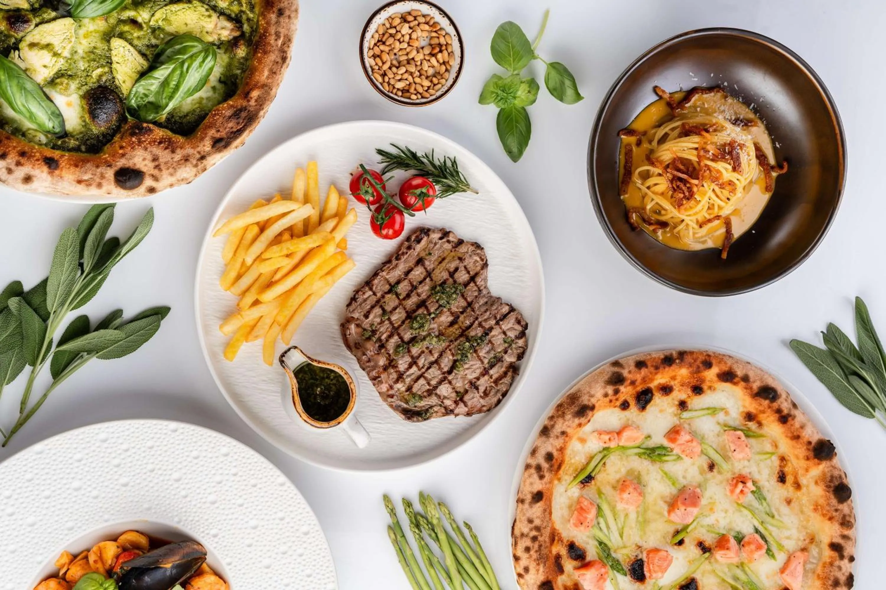 Food and drinks in Radisson Blu Hotel, Dubai Media City