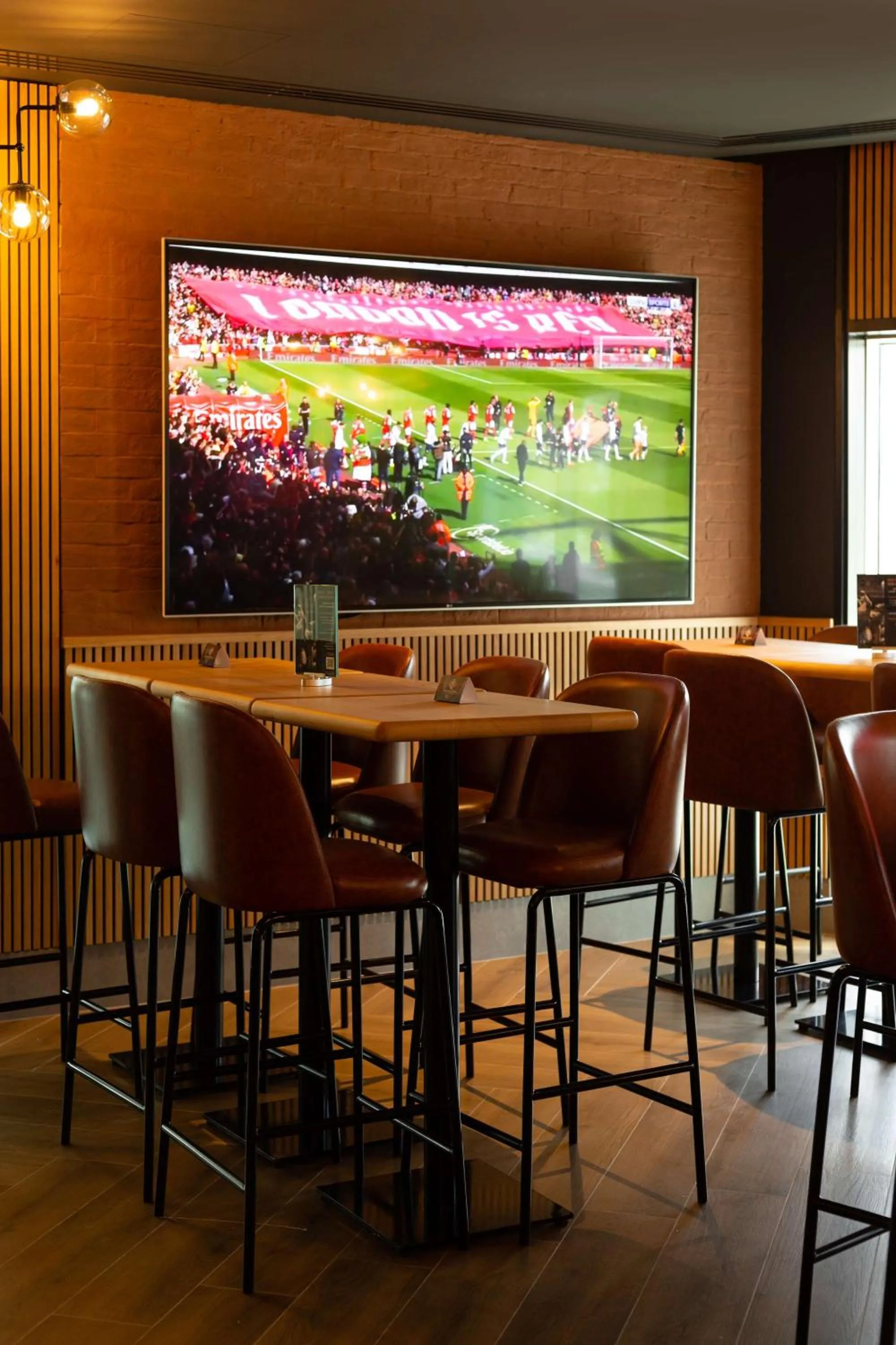 Lounge or bar in Radisson Blu Hotel, Dubai Media City