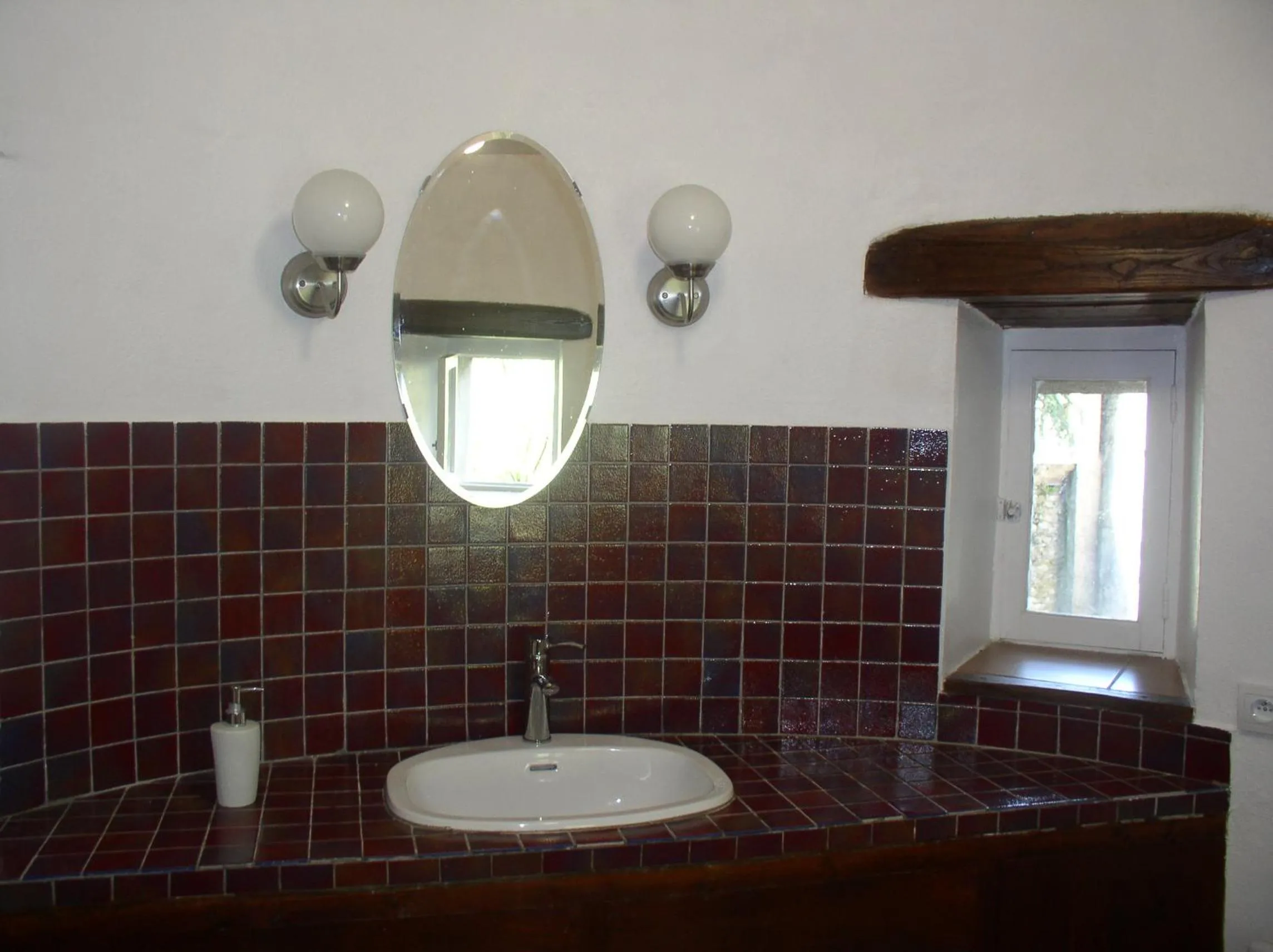 Bathroom in Le Château de Cambiaire
