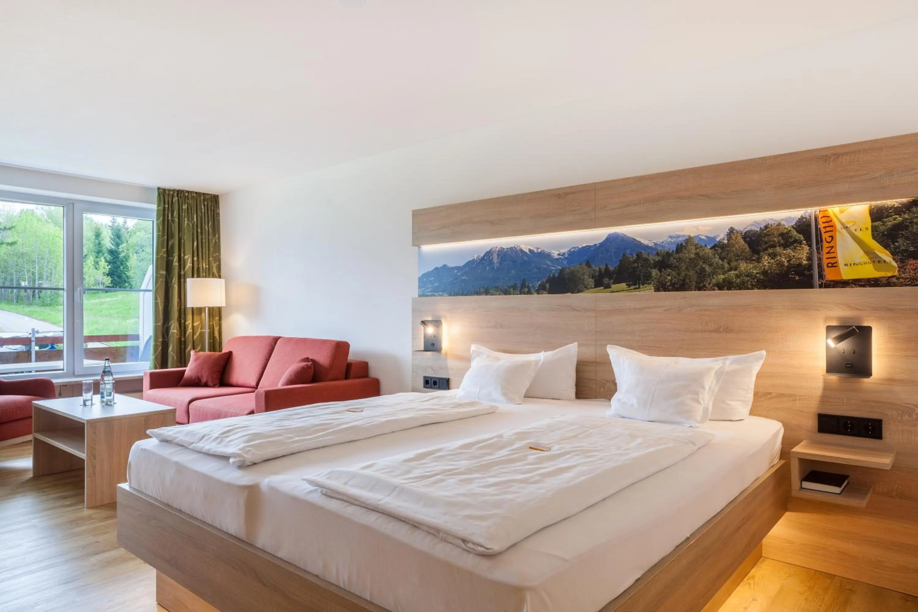 Photo of the whole room, Bed in Ringhotel Nebelhornblick