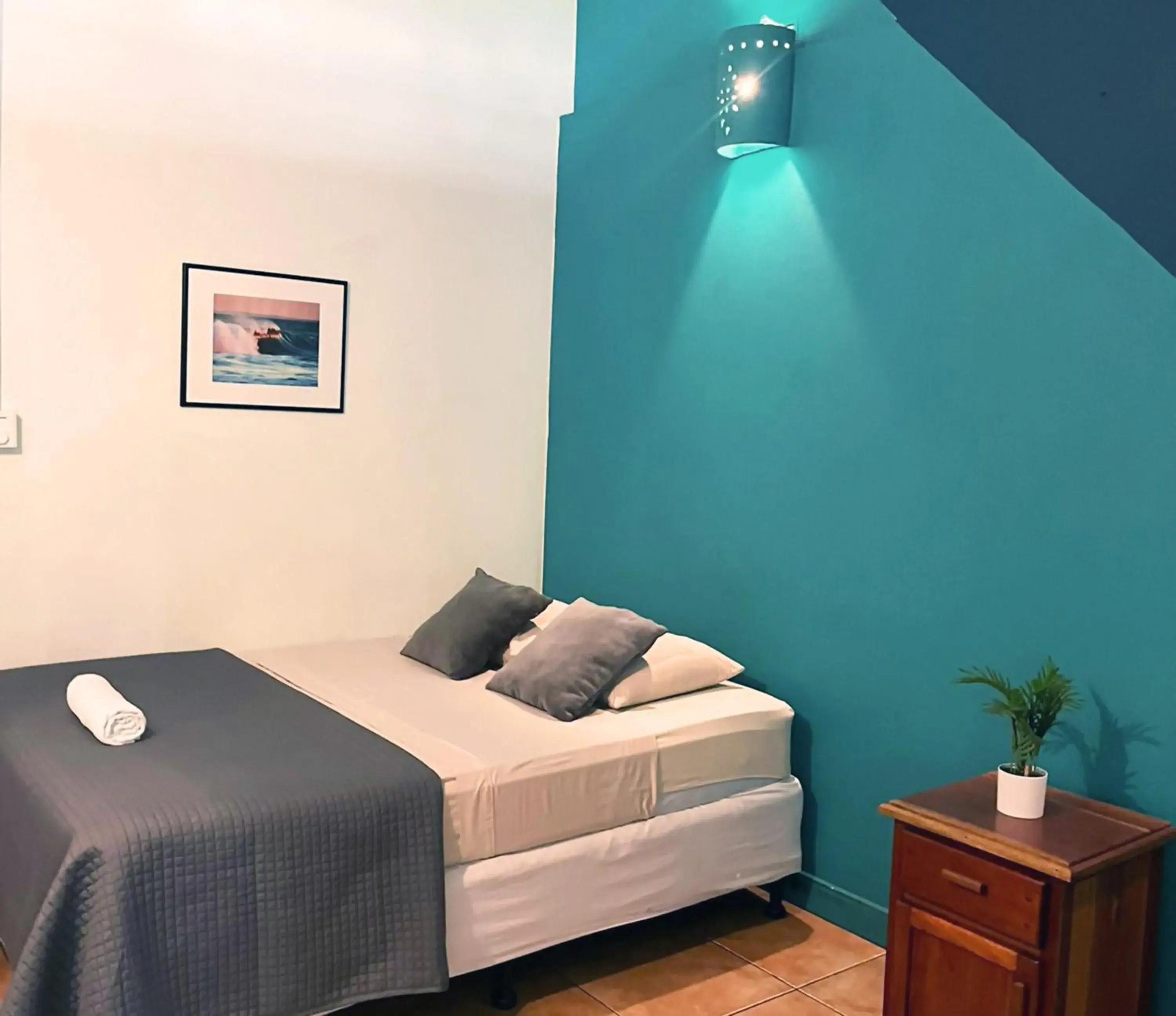 Basic Triple Room with Balcony in Point Break Santa Teresa Basic Triple Room with Balcony in Point Break Santa Teresa