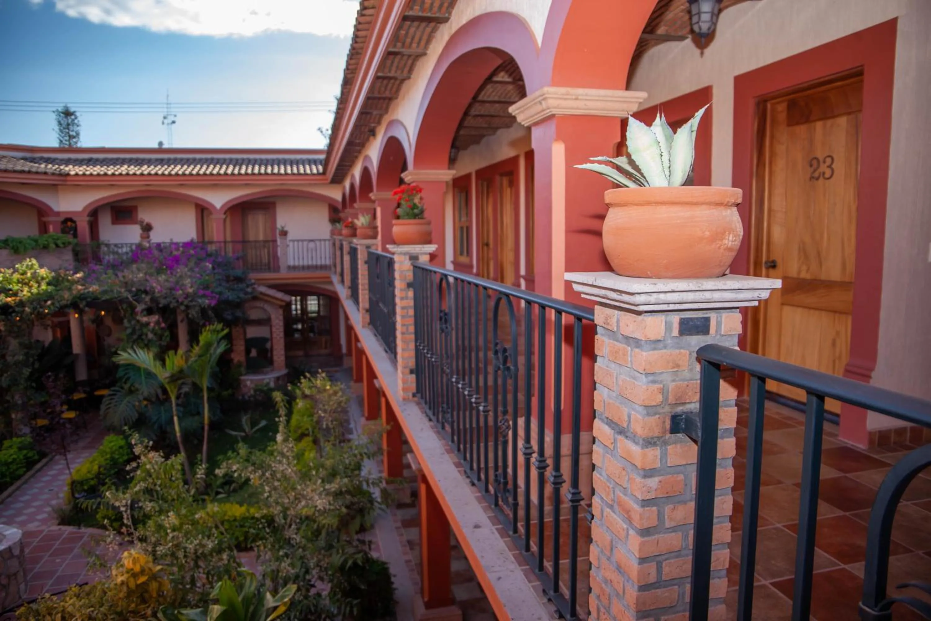 Garden view in Encanto de la Sierra Hotel